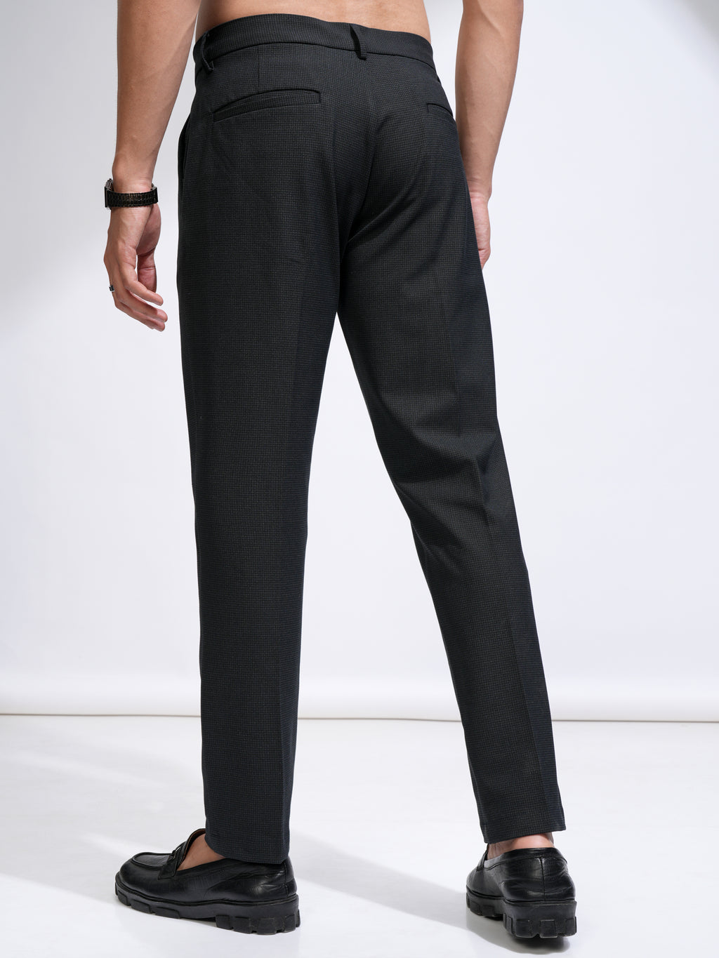 Highlander Men Charcoal Slim Fit Solid Casual Trouser - Charcoal - Image 3