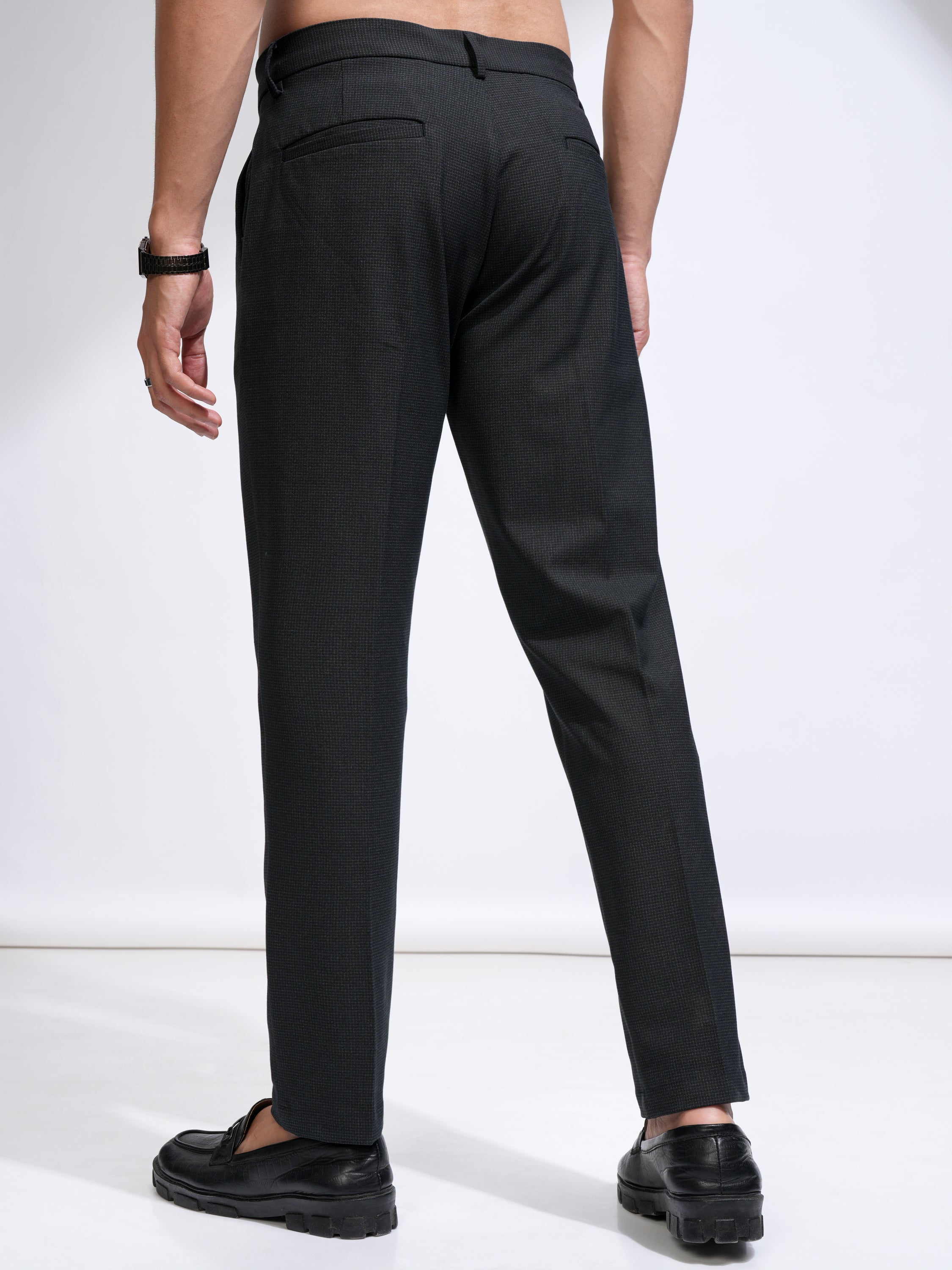 Highlander Men Charcoal Slim Fit Solid Casual Trouser - Charcoal - Image 3