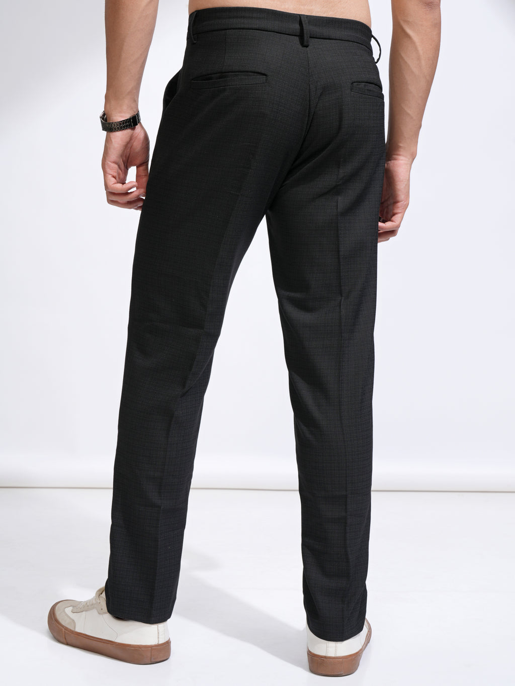 Highlander Men Black Slim Fit Solid Casual Trouser - Black - Image 3
