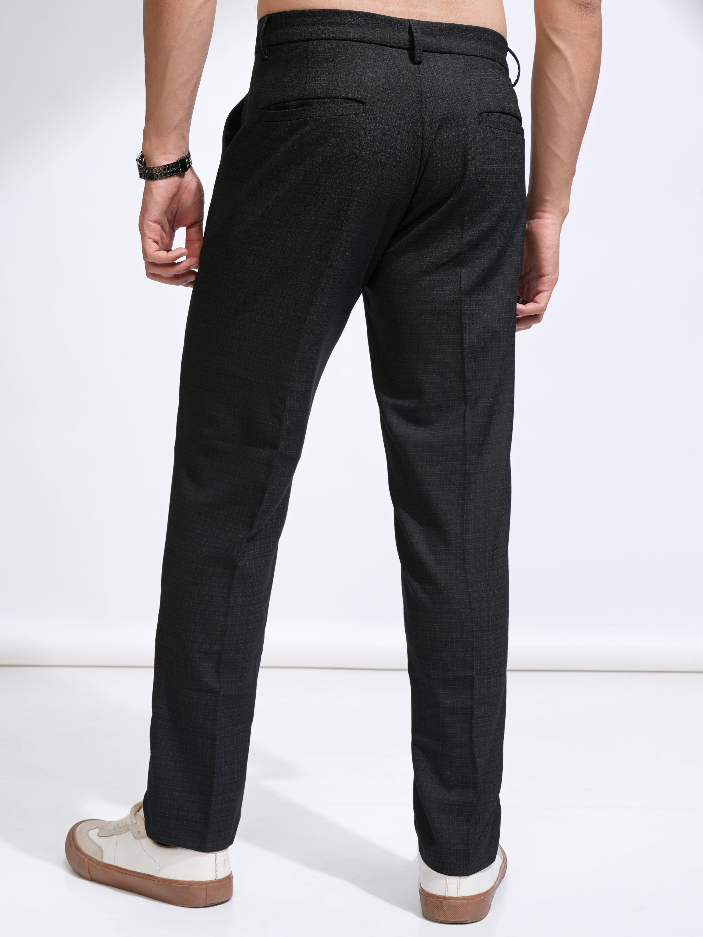 Highlander Men Black Slim Fit Solid Casual Trouser - Black - Image 3