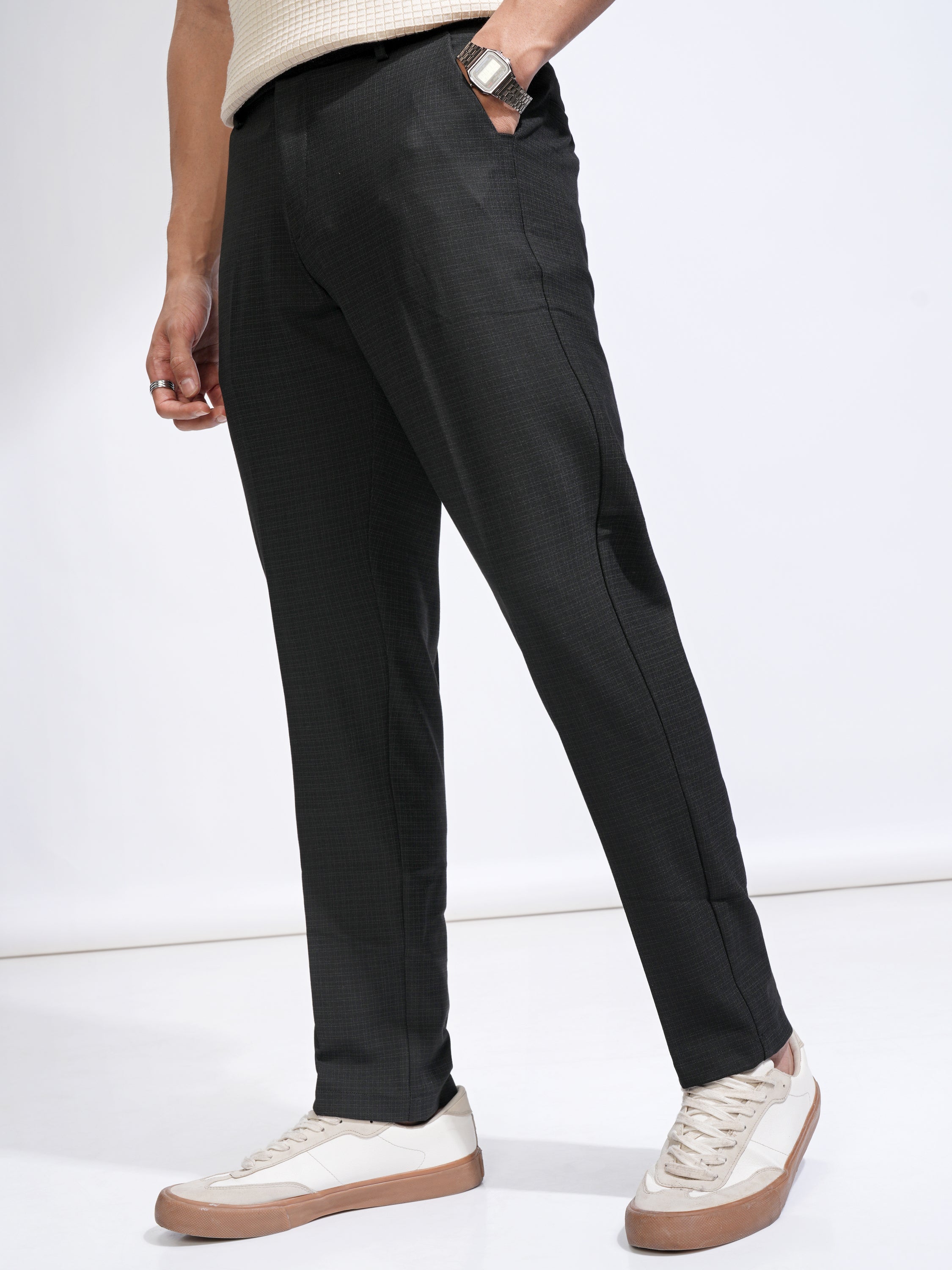 Highlander Men Black Slim Fit Solid Casual Trouser - Black - Image 4