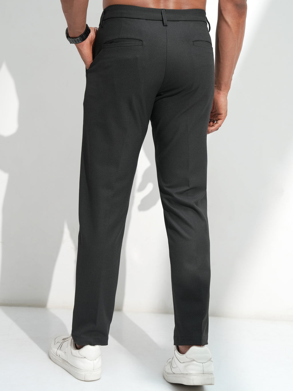 Highlander Men Black Slim Fit Solid Casual Trouser - Black - Image 3