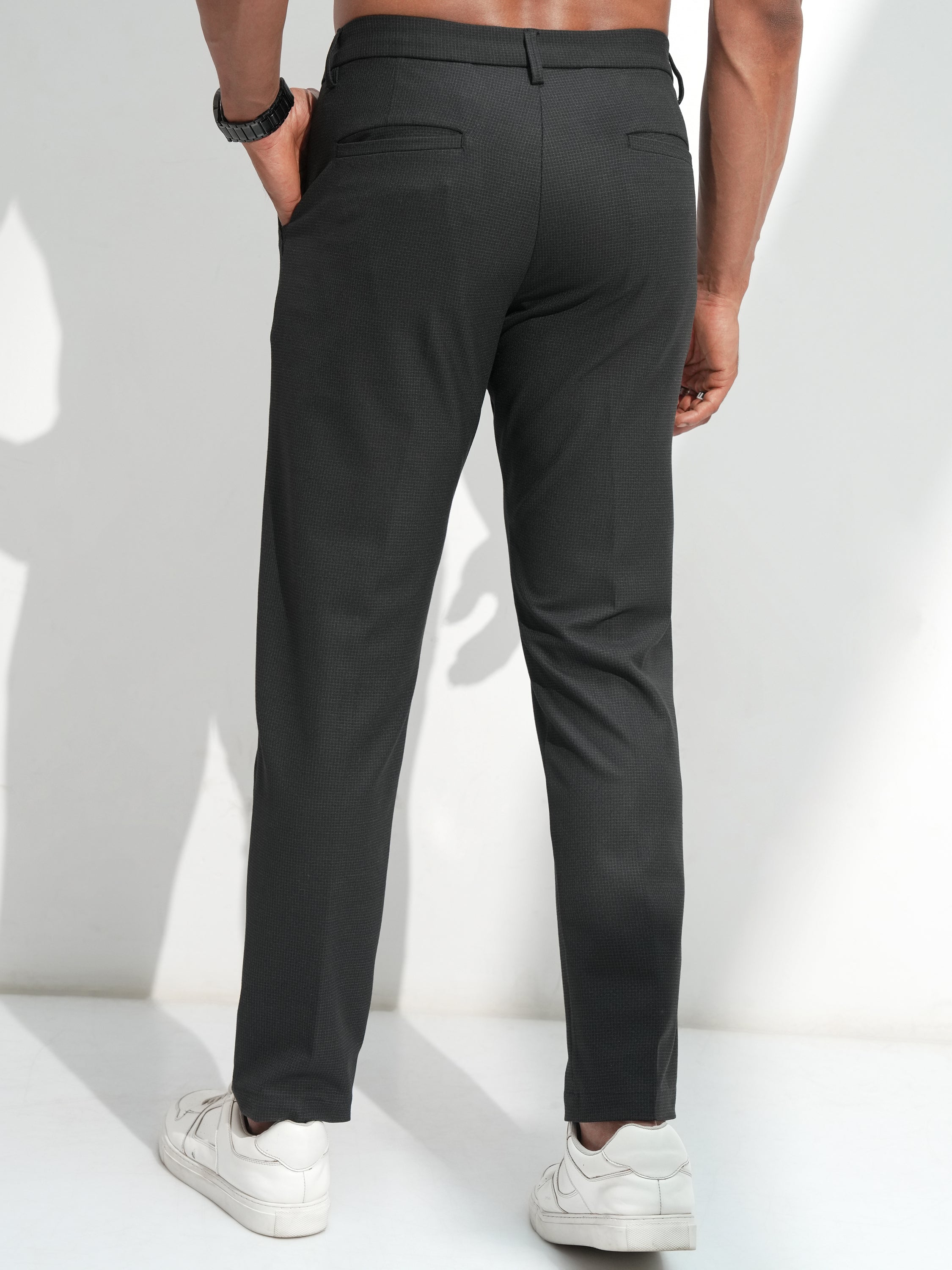 Highlander Men Black Slim Fit Solid Casual Trouser - Black - Image 3