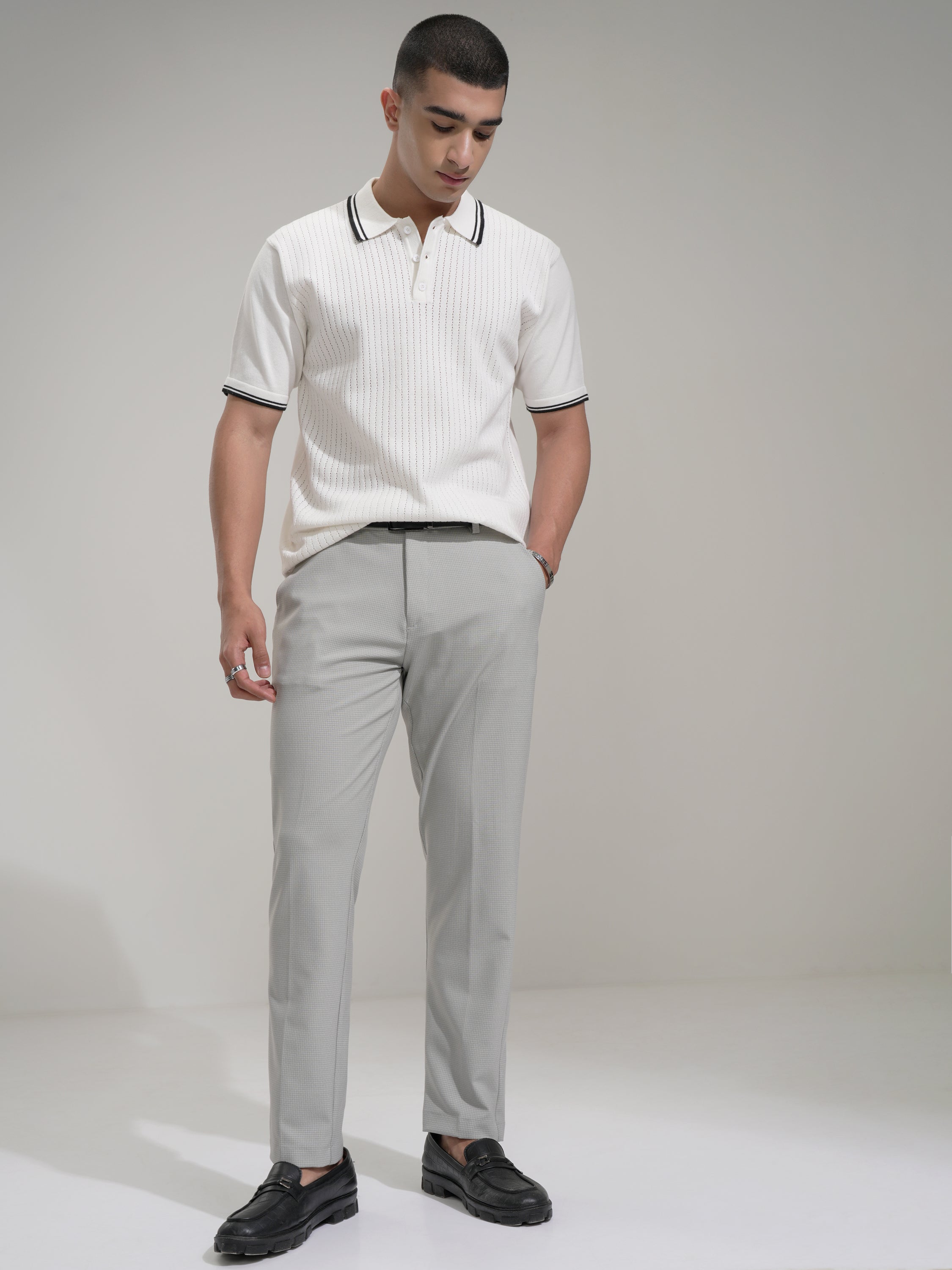 Highlander Men Grey Slim Fit Solid Casual Trouser - Grey - Image 2