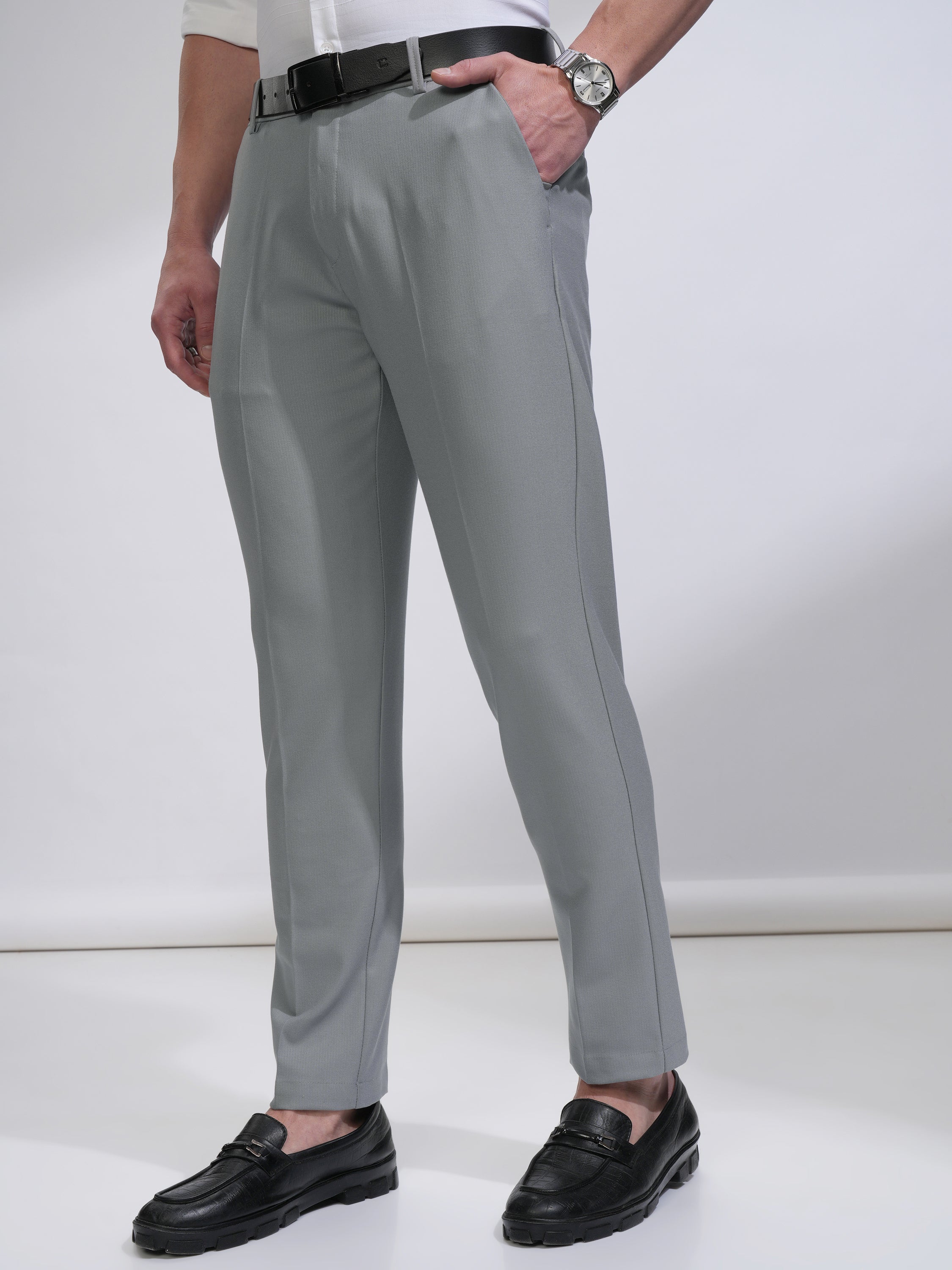 Highlander Men Grey Slim Fit Solid Casual Trouser - Grey - Image 4