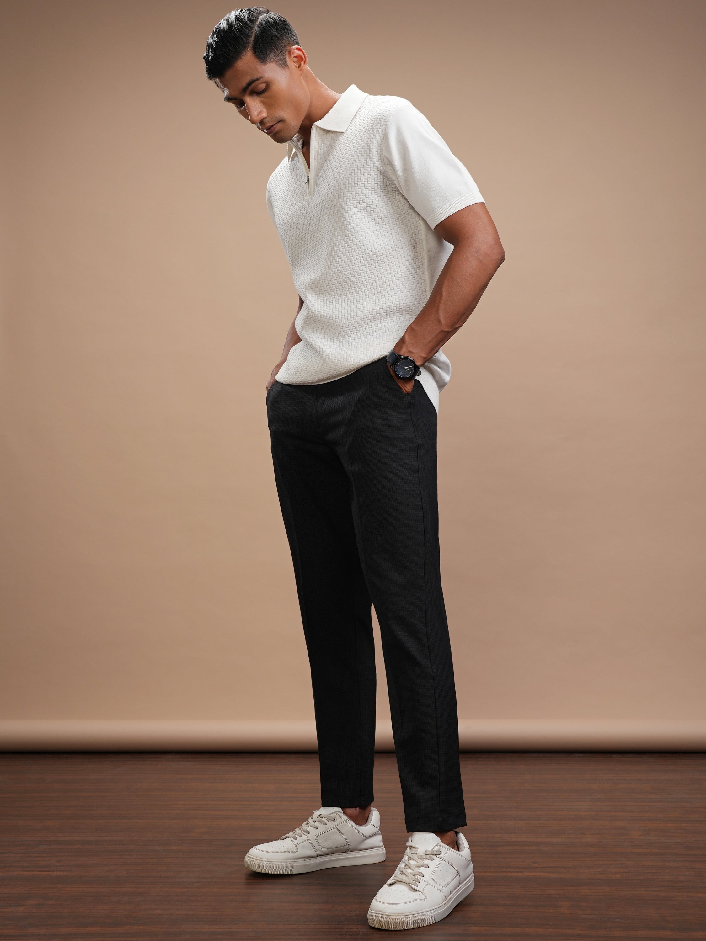 Highlander Men Black Slim Fit Solid Casual Trouser - Black - Image 2