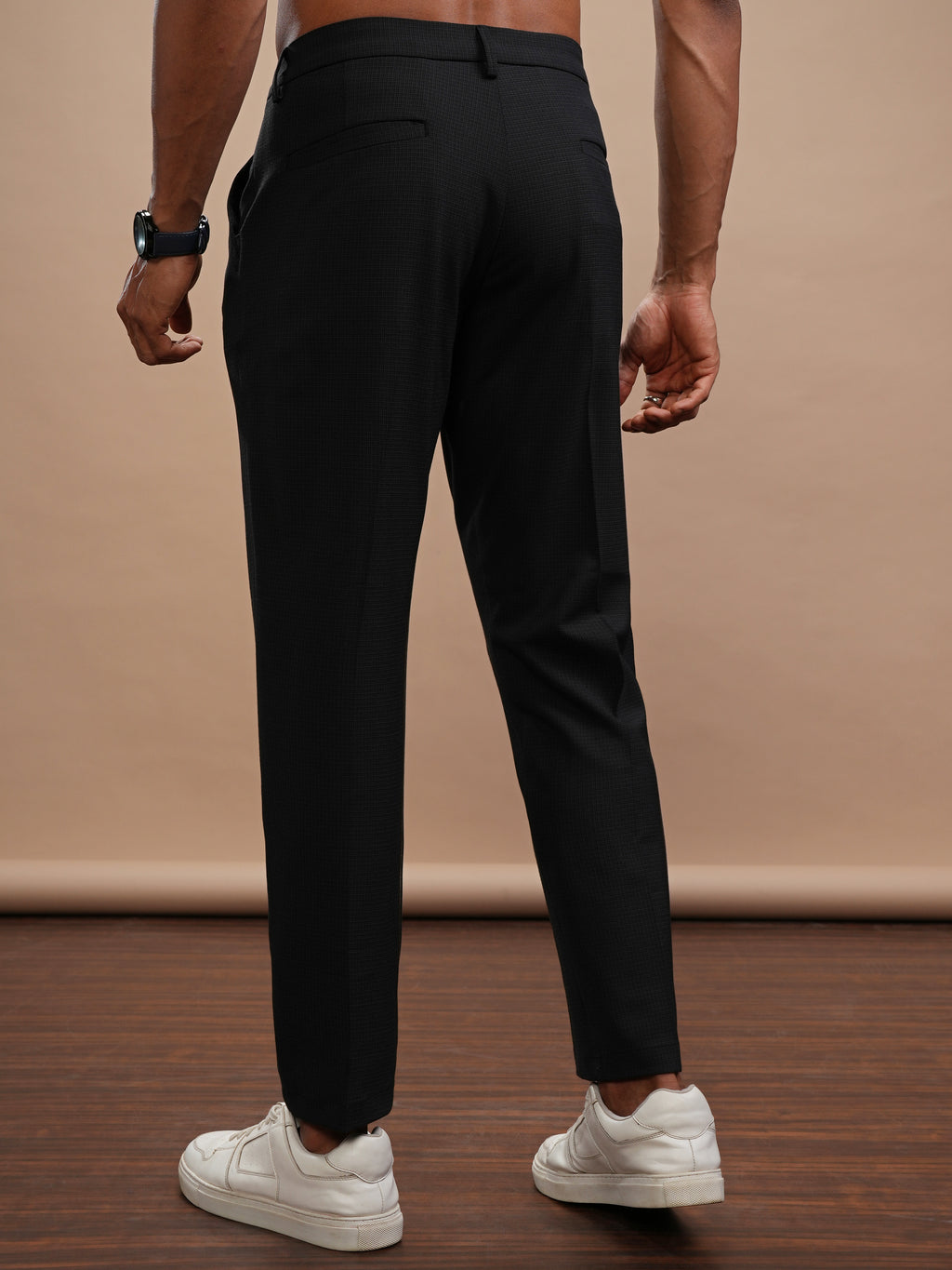 Highlander Men Black Slim Fit Solid Casual Trouser - Black - Image 3