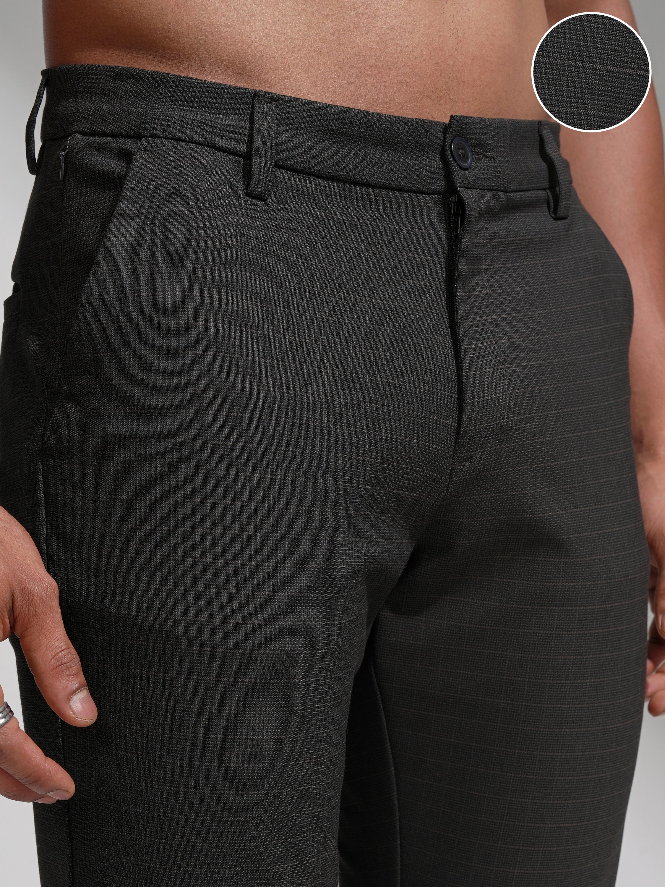 Highlander Men Brown Slim Fit Solid Casual Trouser - Brown - Image 5