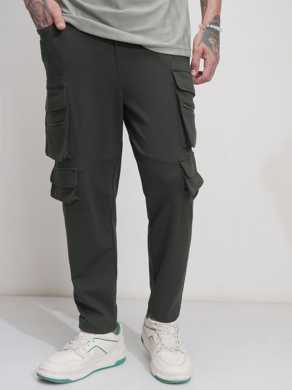 Highlander Men Green Tapered Fit Solid Joggers - Green - Image 1