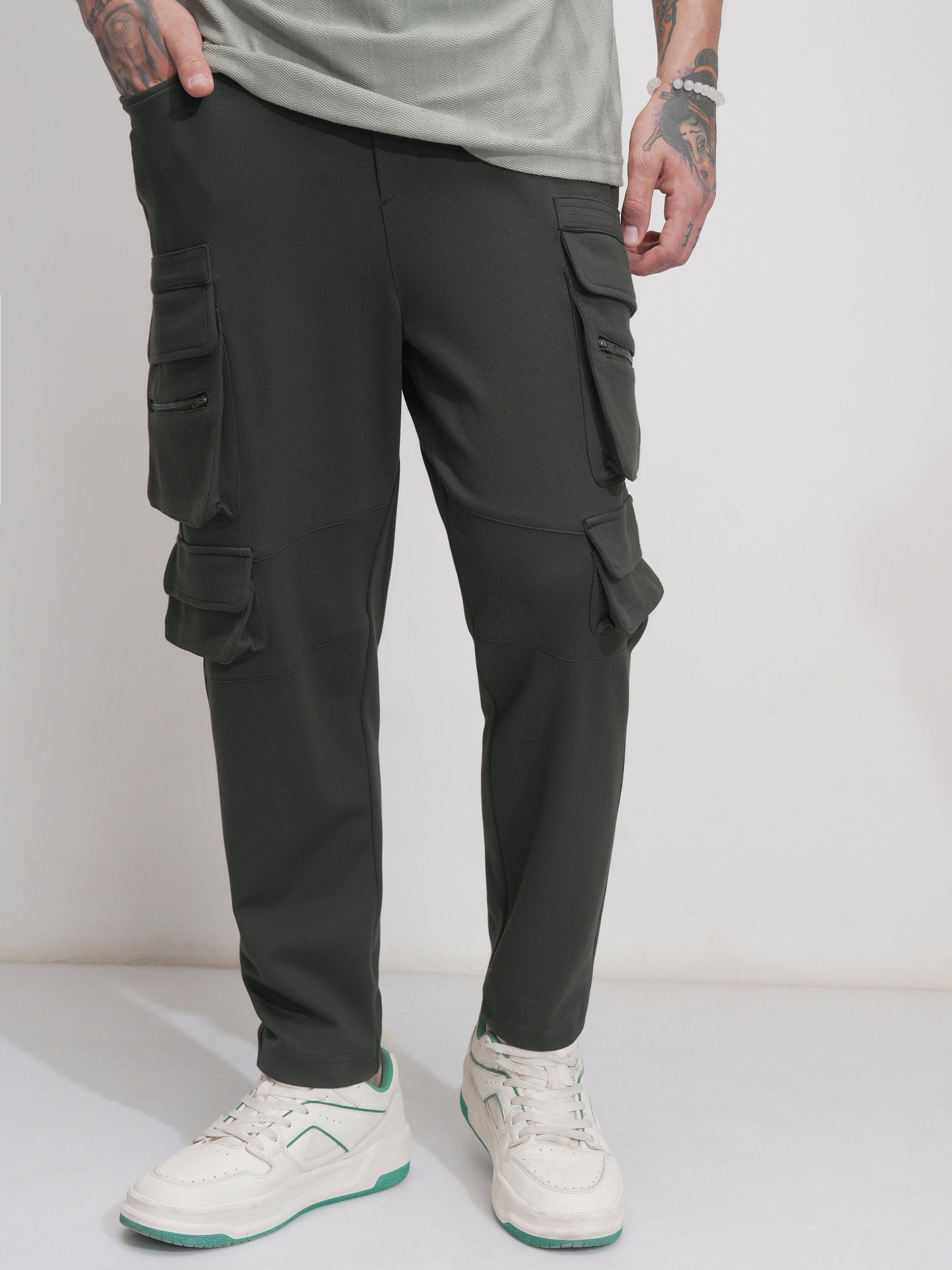 Highlander Men Green Tapered Fit Solid Joggers - Green - Image 1