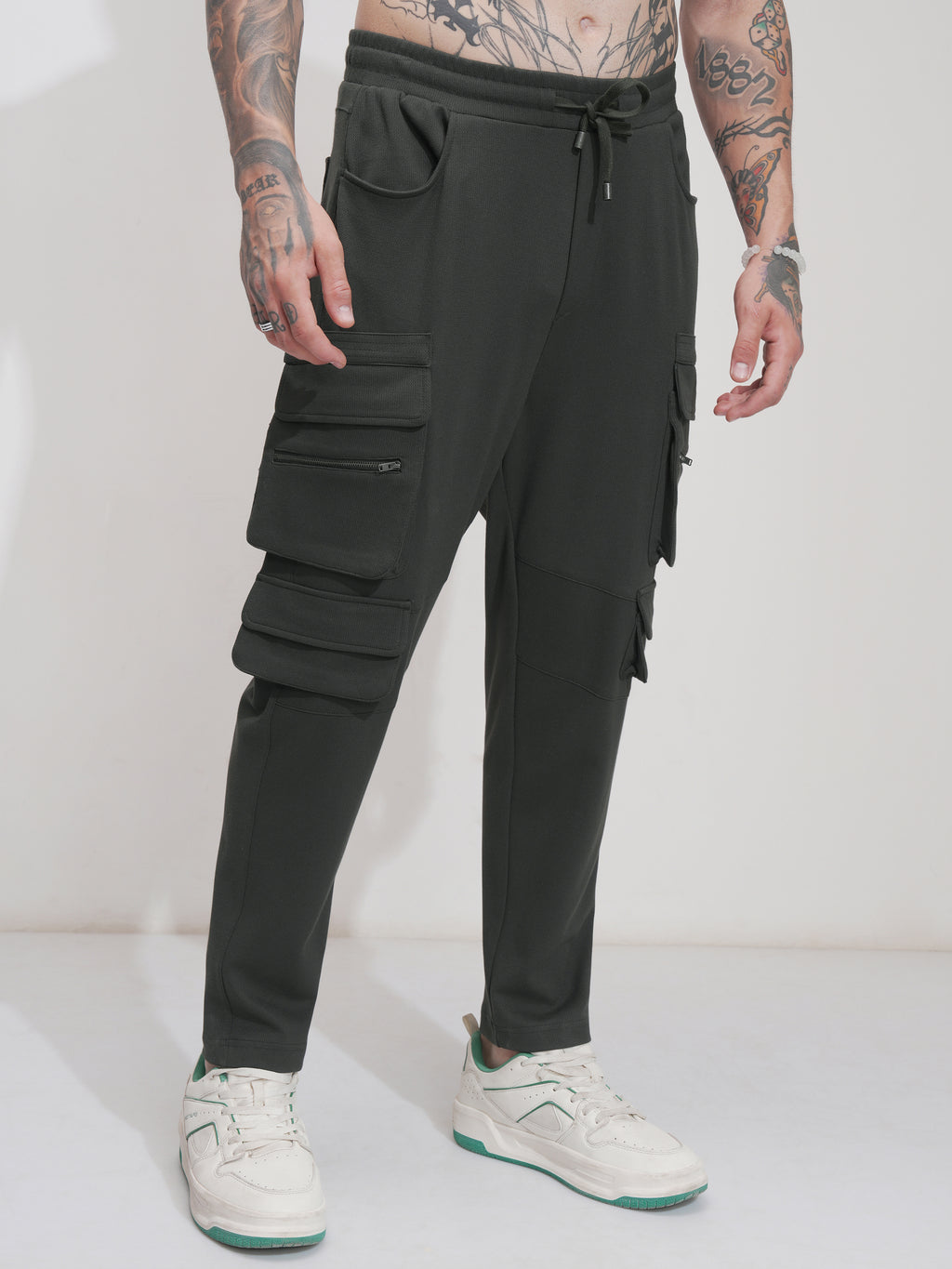 Highlander Men Green Tapered Fit Solid Joggers - Green - Image 6