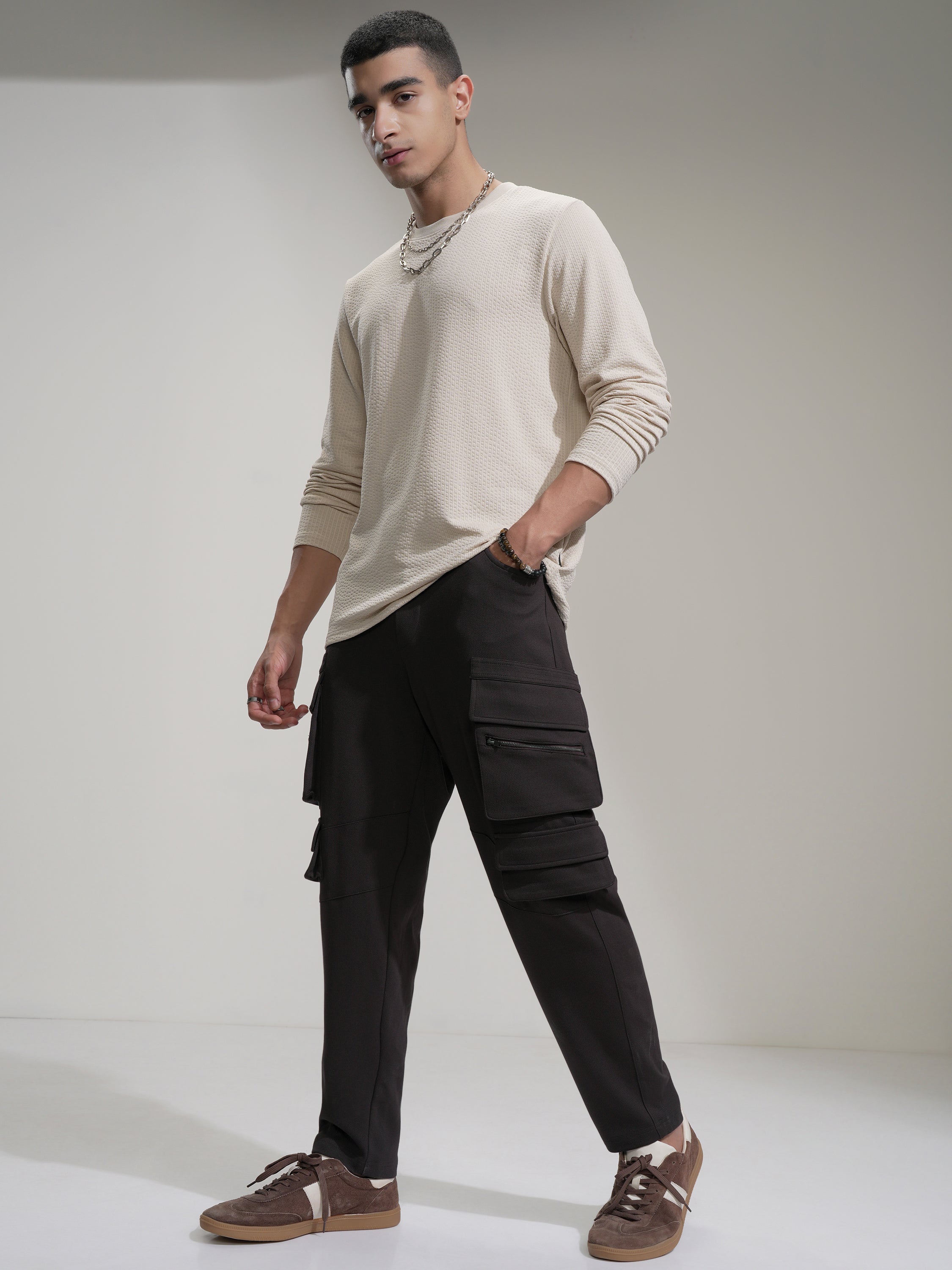 Highlander Men Charcoal Slim Fit Solid Cargo - Charcoal - Image 2