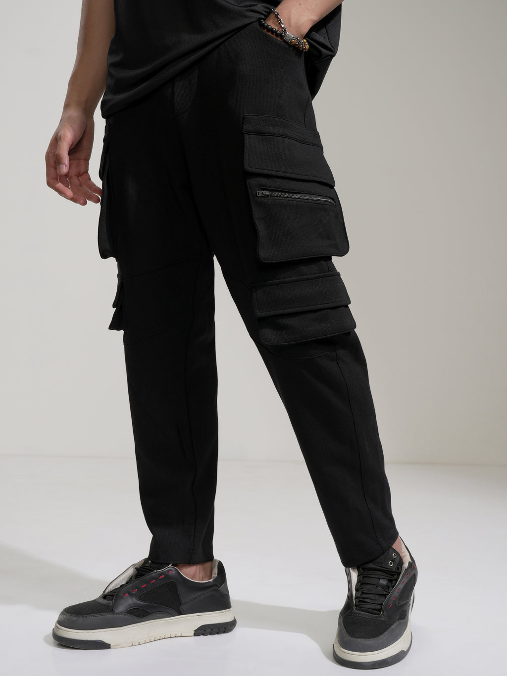 Highlander Men Black Slim Fit Solid Cargos - Black - Image 4