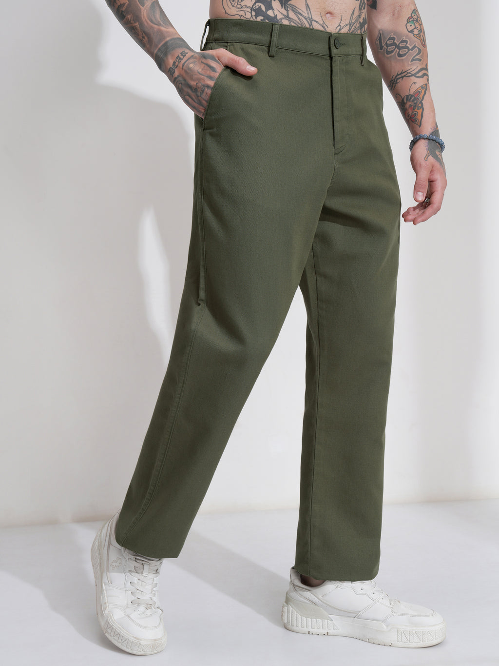 Highlander Men Olive Straight Fit Solid Casual Trouser - Olive - Image 6