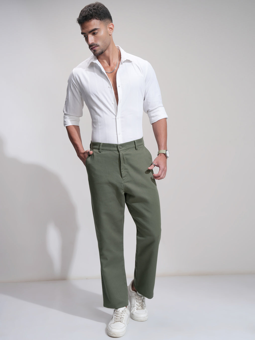 Highlander Men Olive Straight Fit Solid Casual Trouser - Olive - Image 2