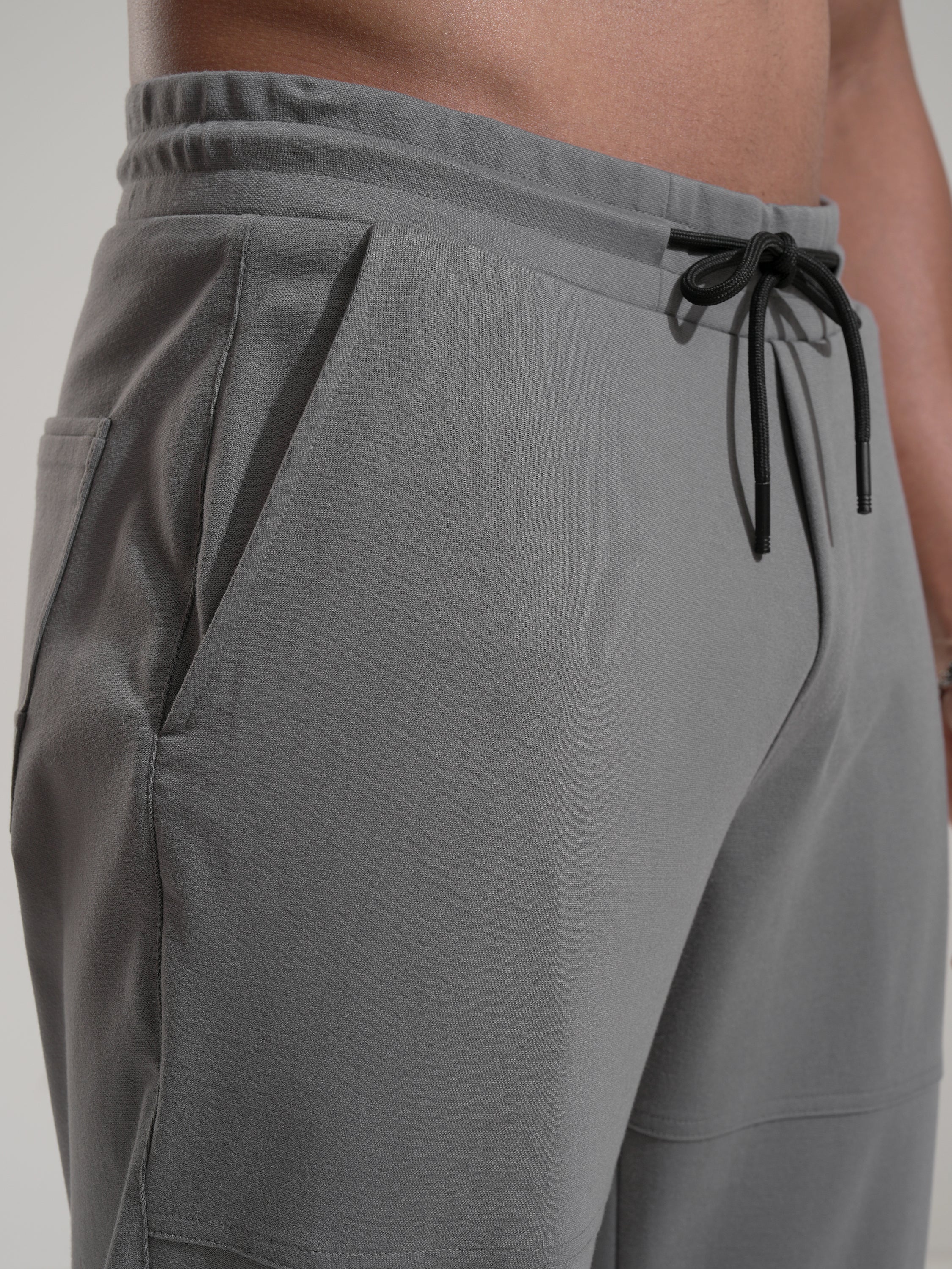 Highlander Men Grey Relaxed Fit Solid Casual Trouser - Grey - Image 5