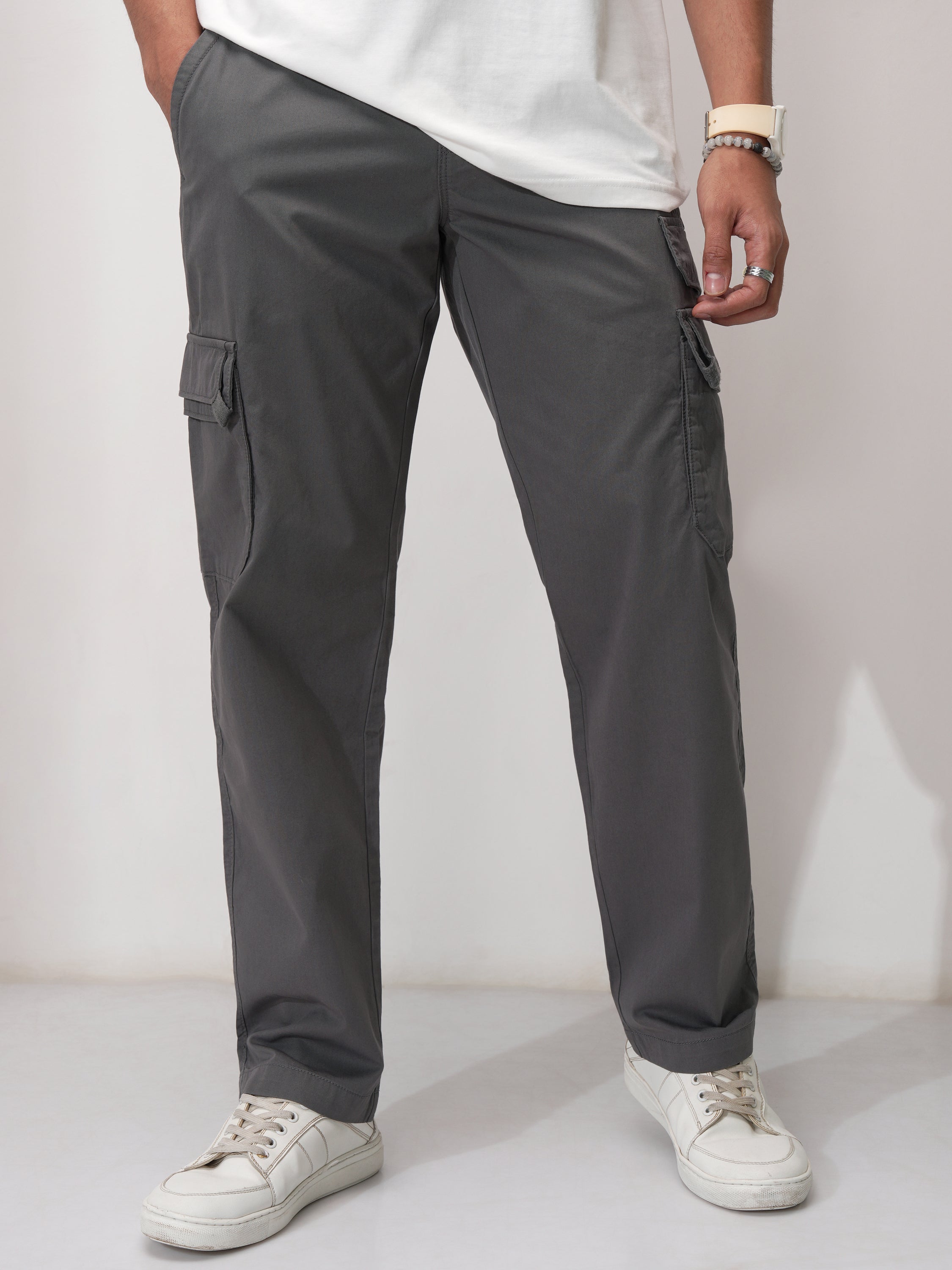 Highlander Men Grey Relaxed Fit Solid Cargo - Grey - Image 1