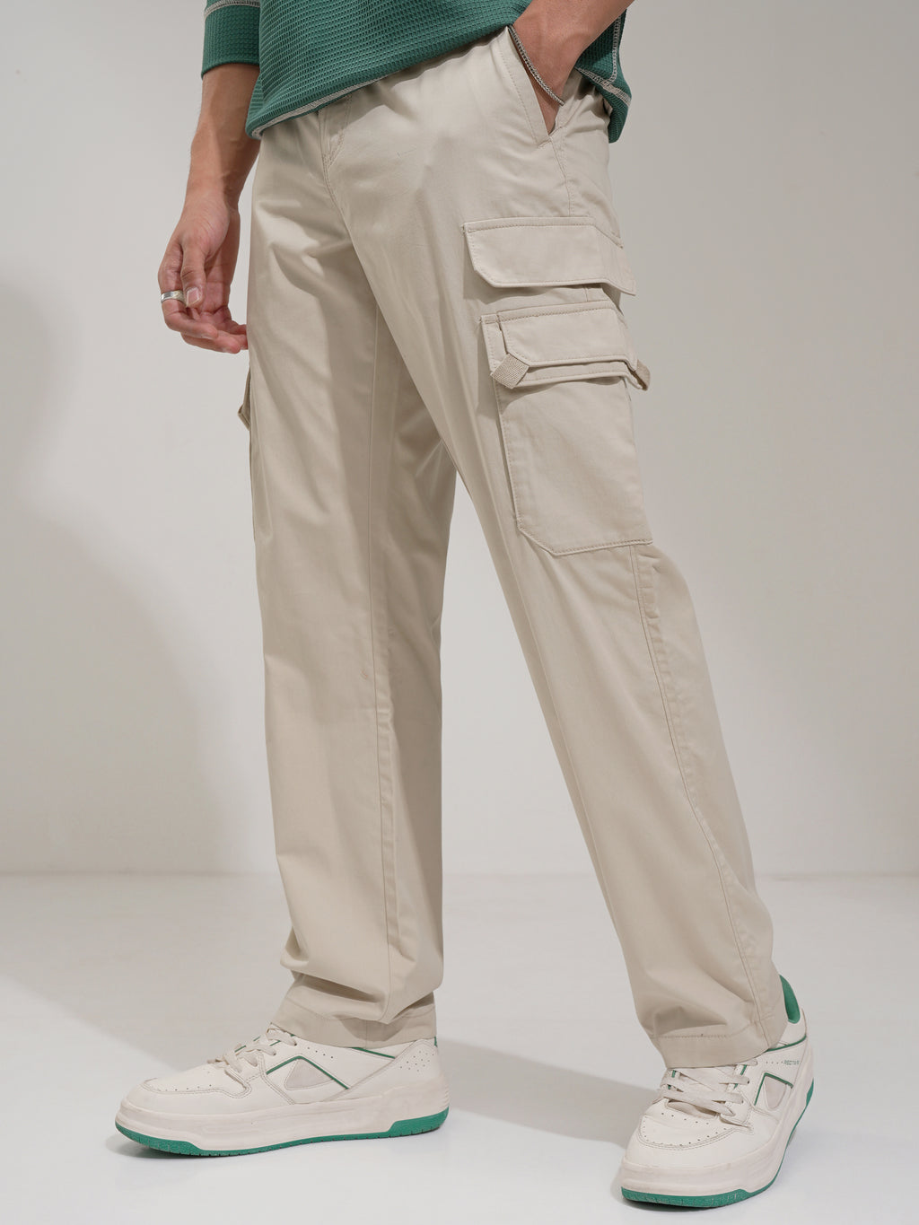 Highlander Men Grey Relaxed Fit Solid Cargo - Grey - Image 1