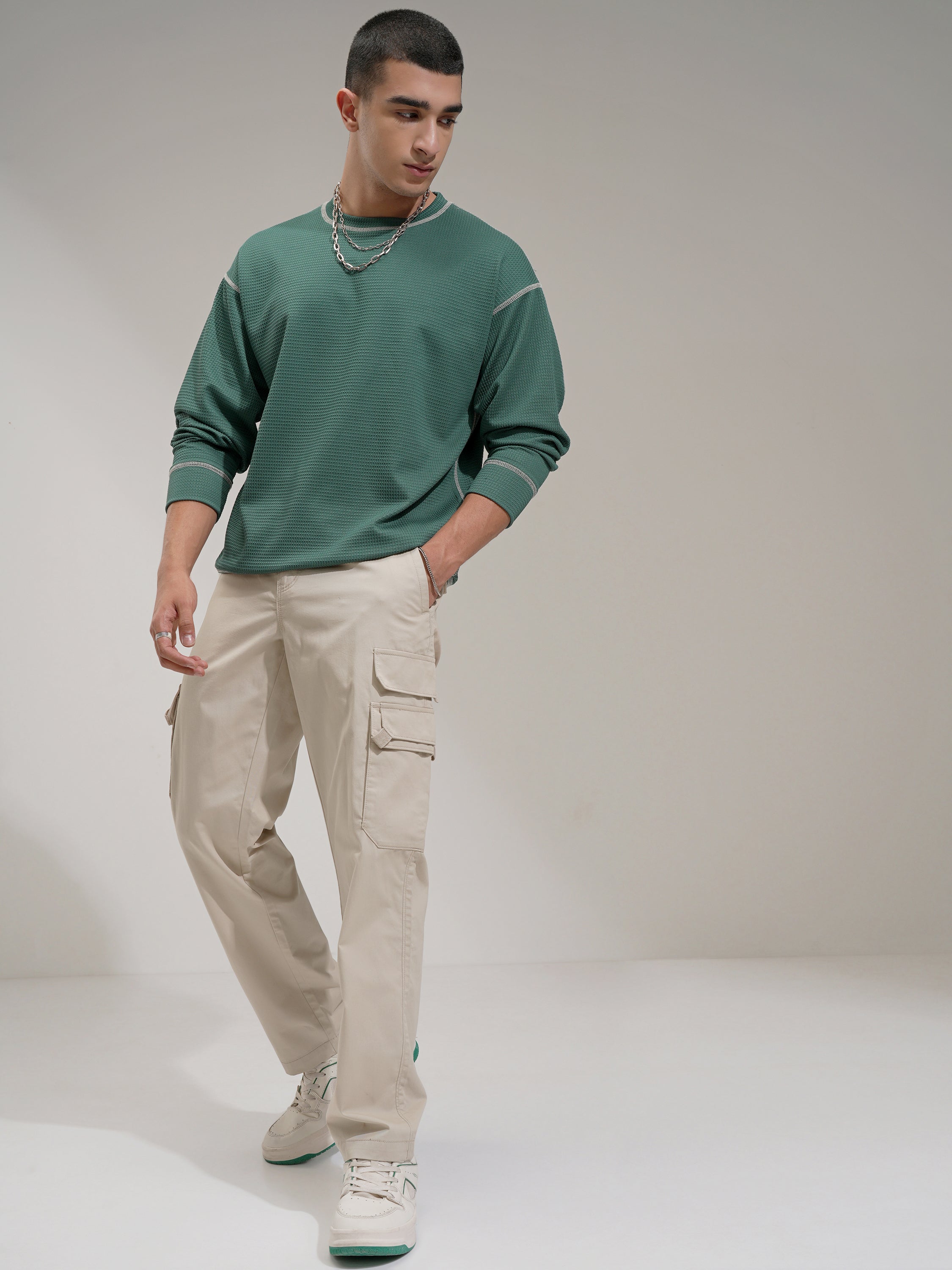 Highlander Men Grey Relaxed Fit Solid Cargo - Grey - Image 2