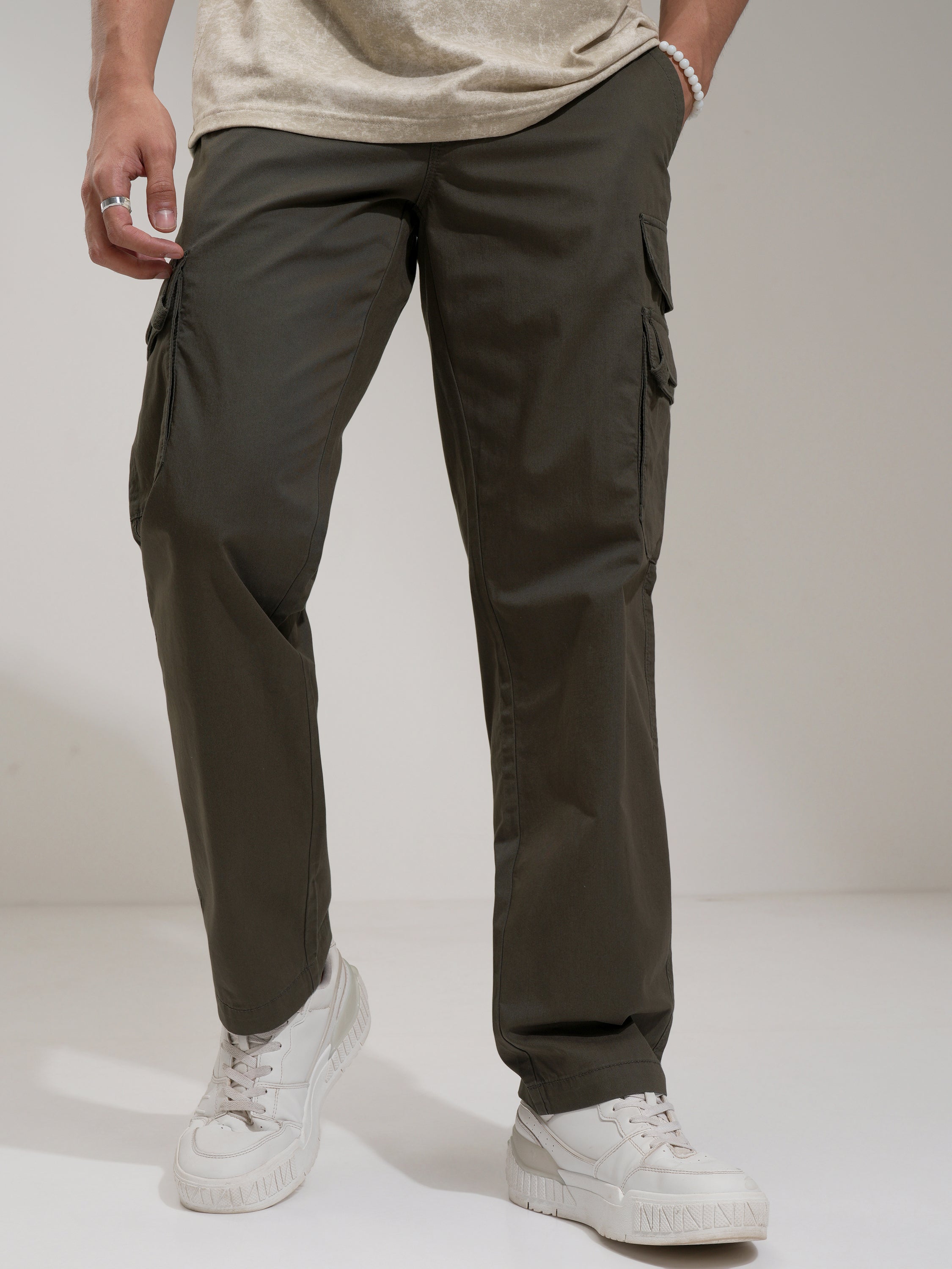 Highlander Men Grey Relaxed Fit Solid Cargo - Grey - Image 1