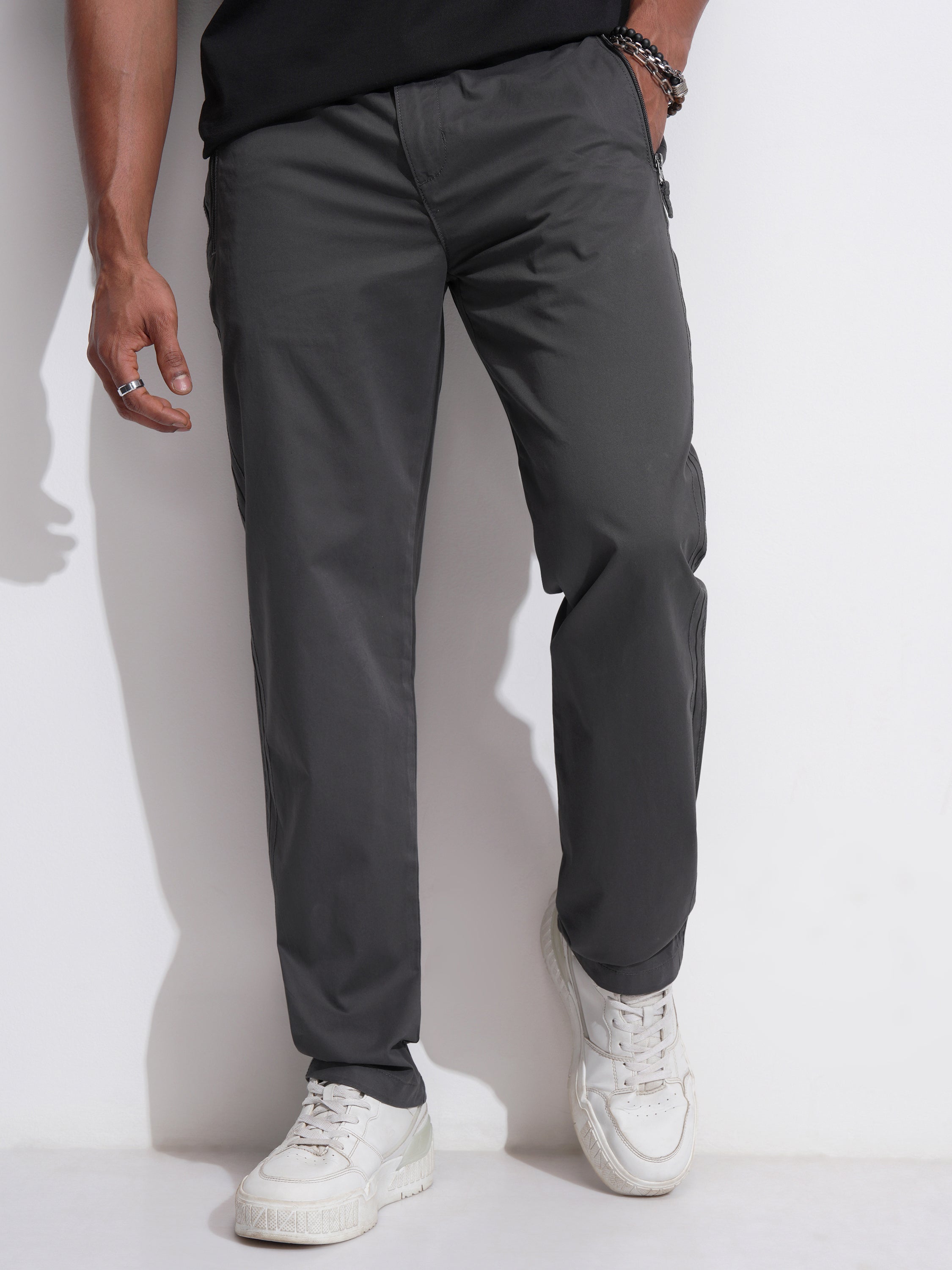 Highlander Men Black Relaxed Fit Solid Casual Trouser - Black - Image 1