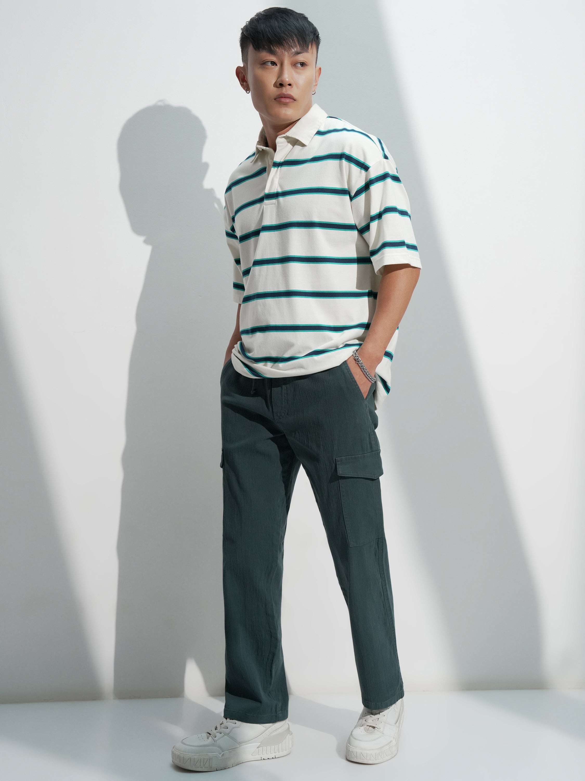 Highlander Men Teal Straight Fit Solid Cargo - Teal - Image 2