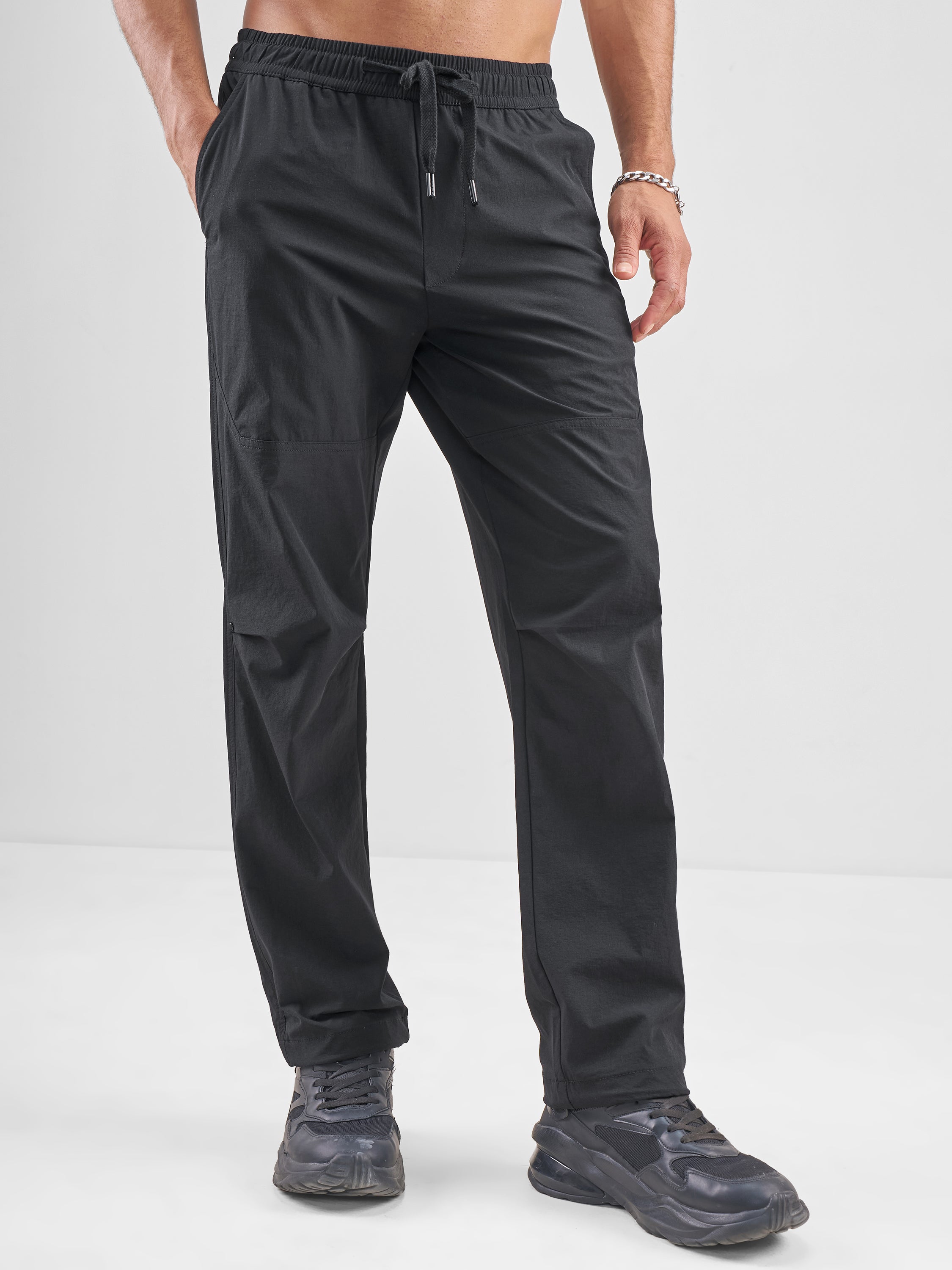 Highlander Men Black Relaxed Fit Solid Regular Trouser - Black - Image 6