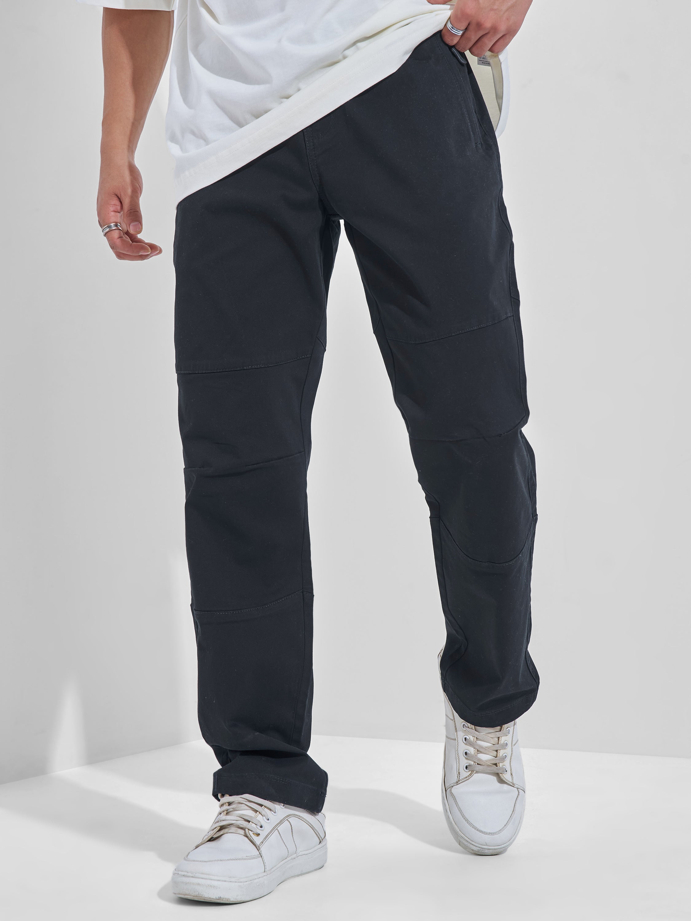 Highlander Men Black Relaxed Fit Solid Regular Trouser - Black - Image 1