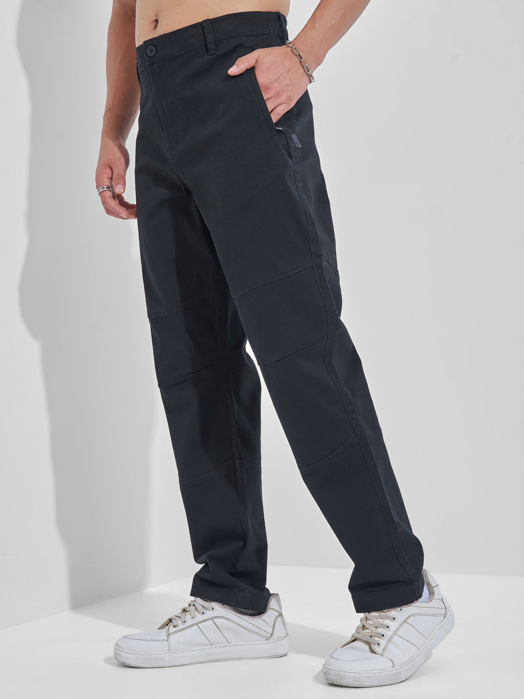 Highlander Men Black Relaxed Fit Solid Regular Trouser - Black - Image 4