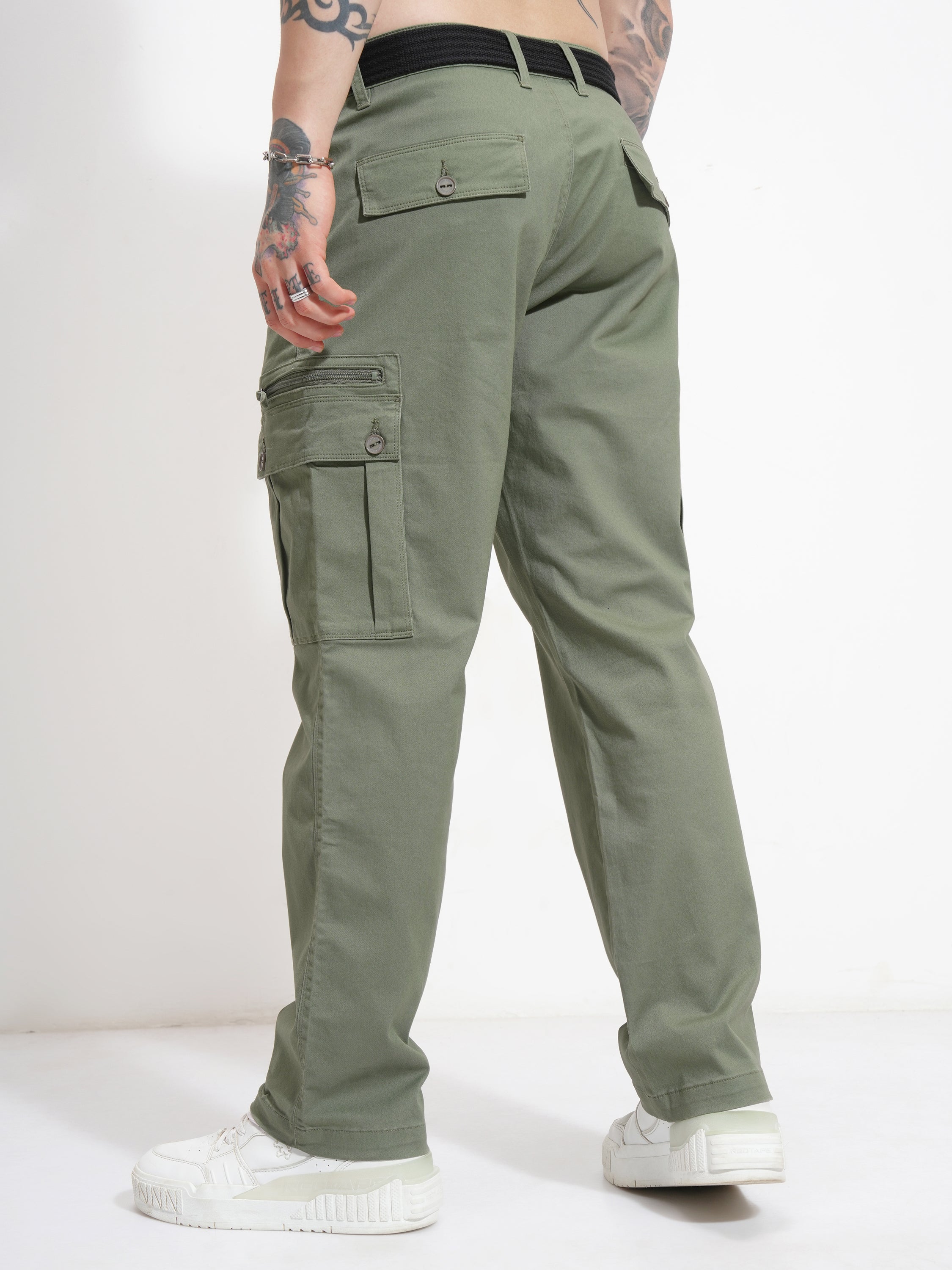 Highlander Men Green Relaxed Fit Solid Cargo - Green - Image 3