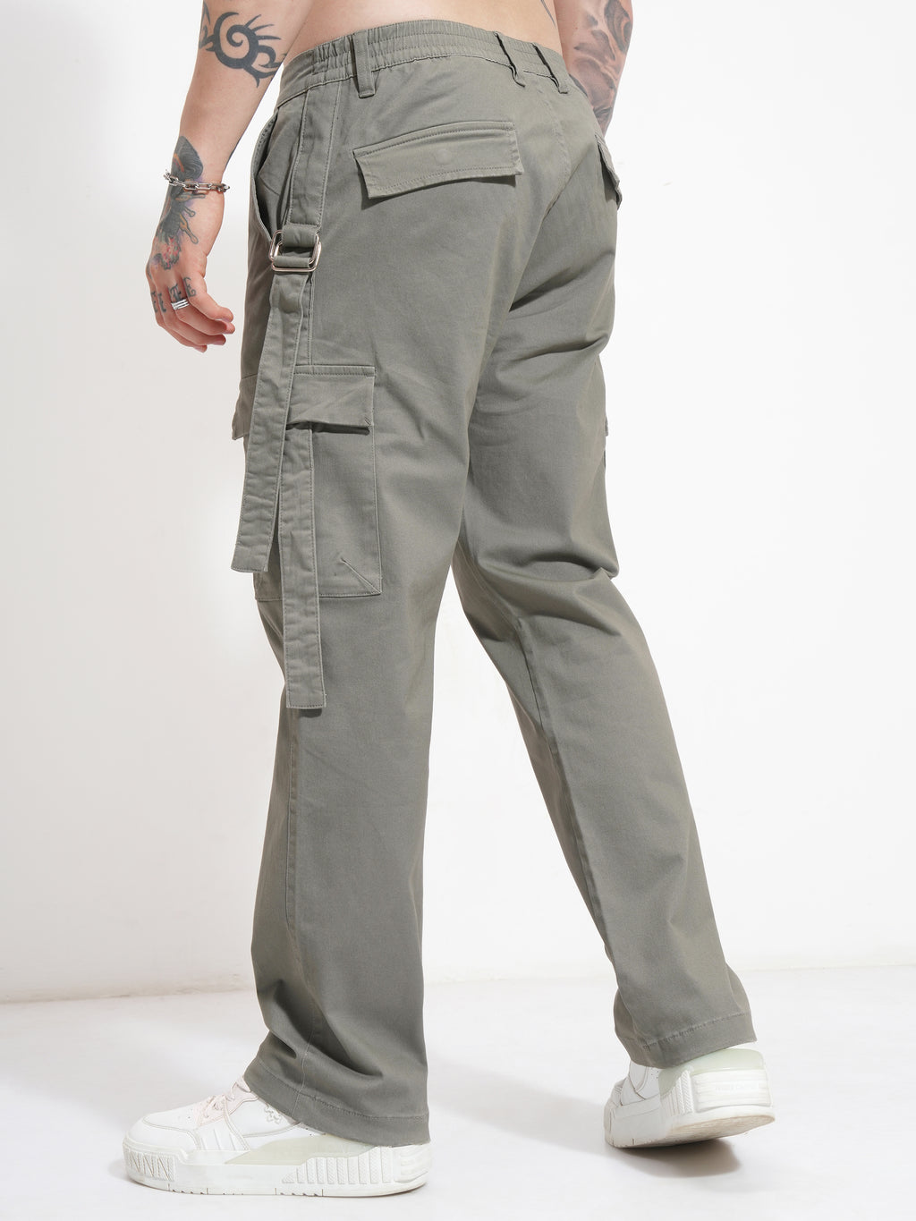 Highlander Men Olive Relaxed Fit Solid Cargo - Olive - Image 3