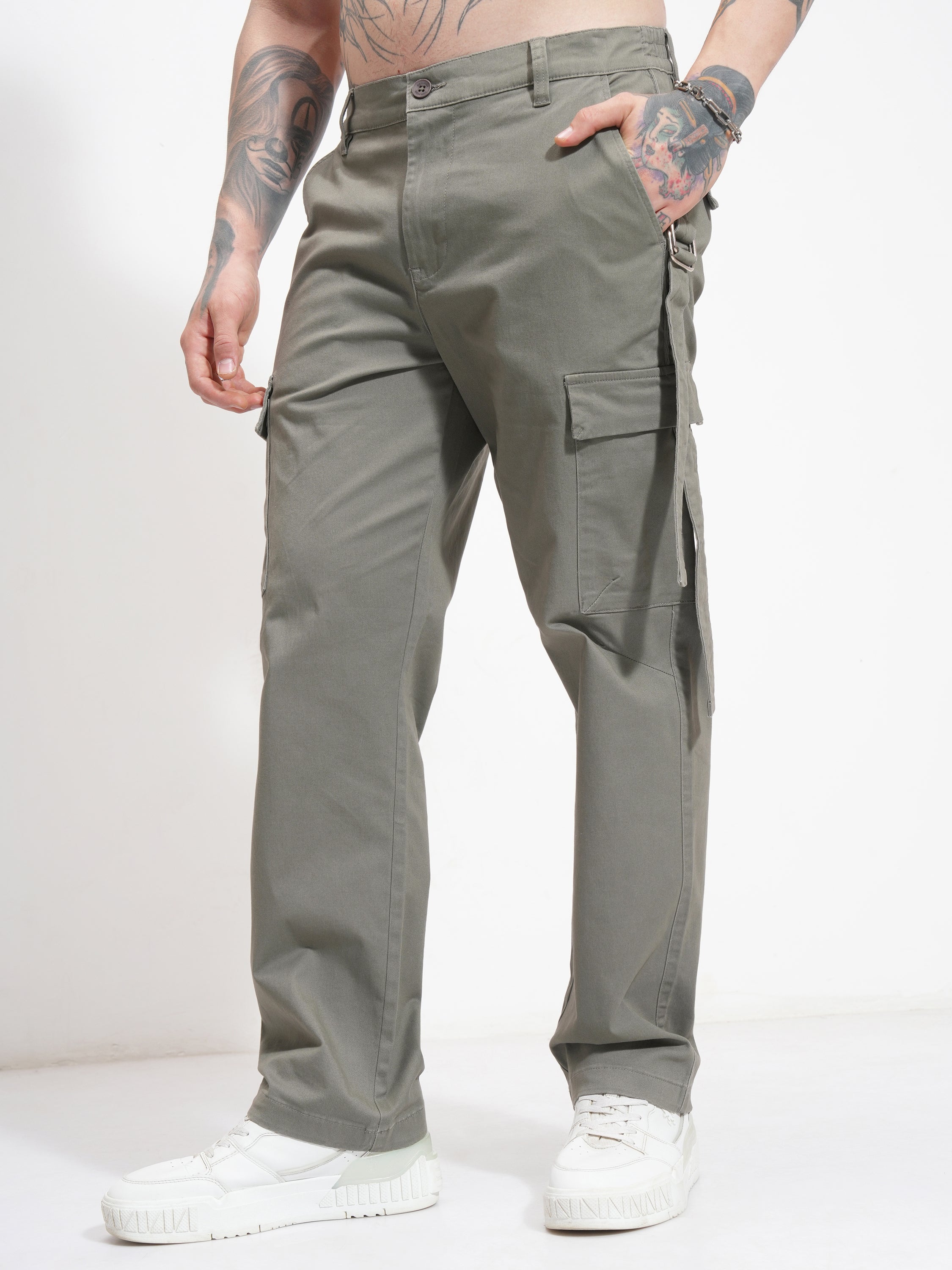 Highlander Men Olive Relaxed Fit Solid Cargo - Olive - Image 4