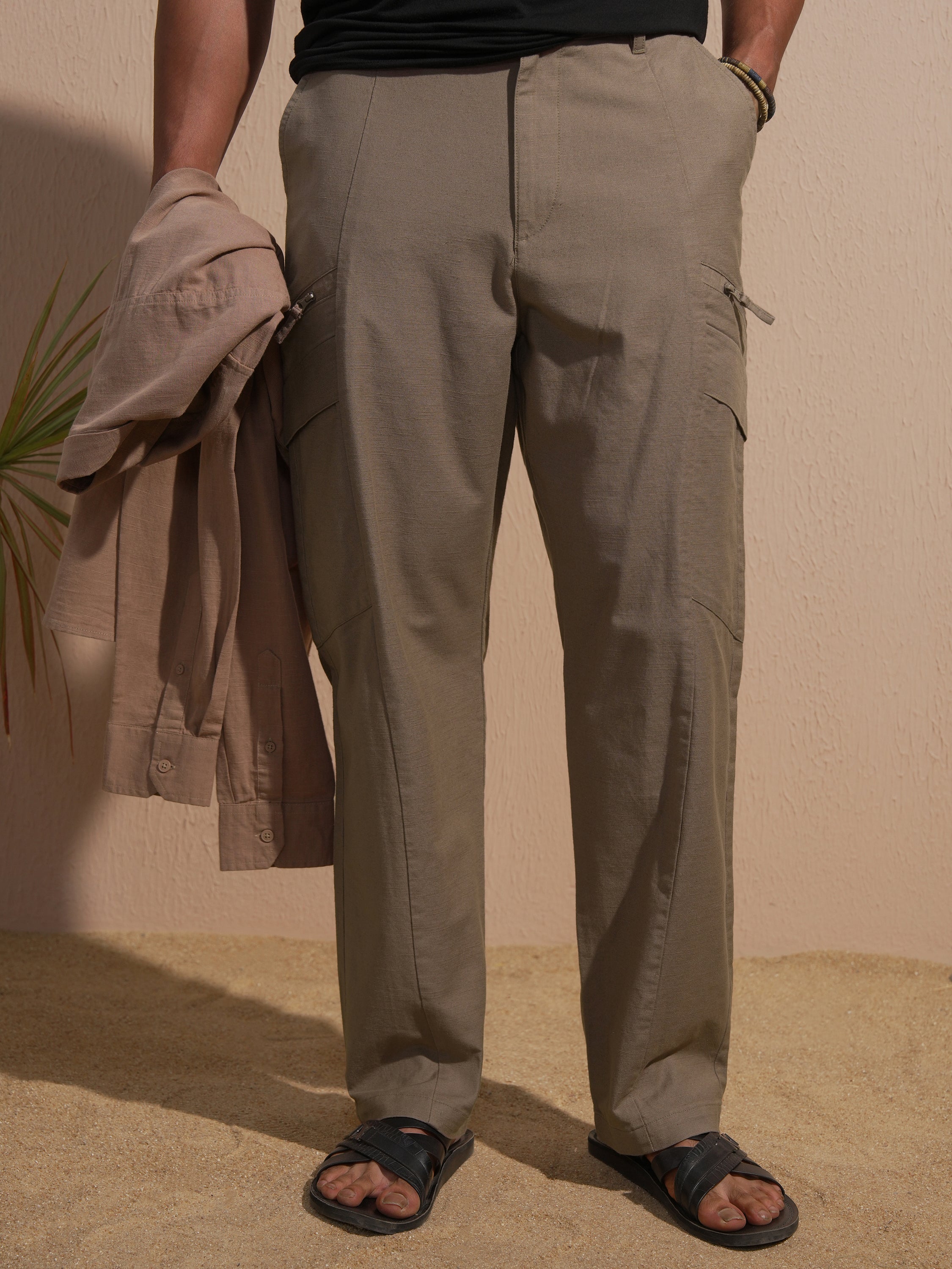 Highlander Men Beige Relaxed Fit Solid Cargo - Beige - Image 1