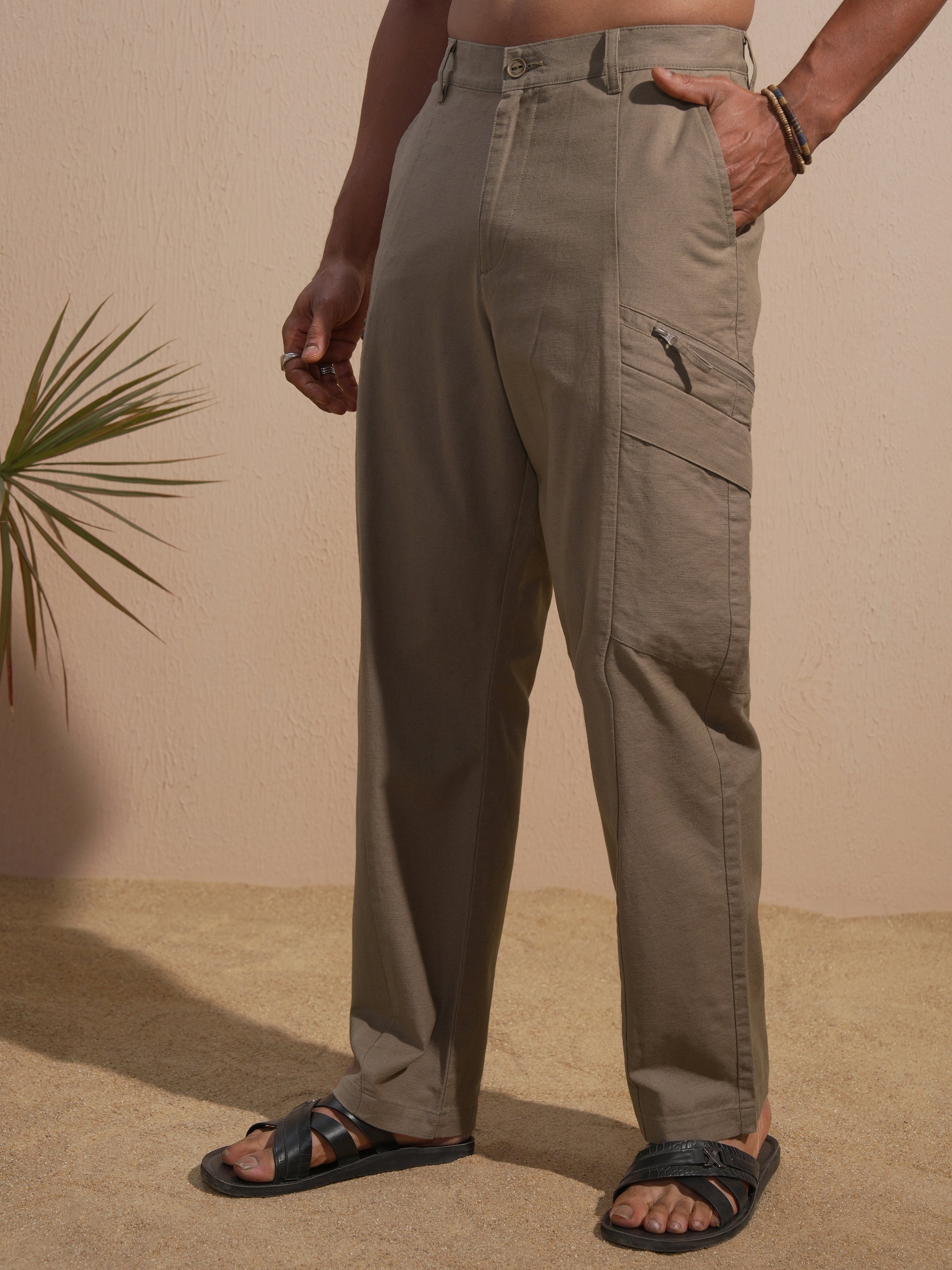 Highlander Men Beige Relaxed Fit Solid Cargo - Beige - Image 4