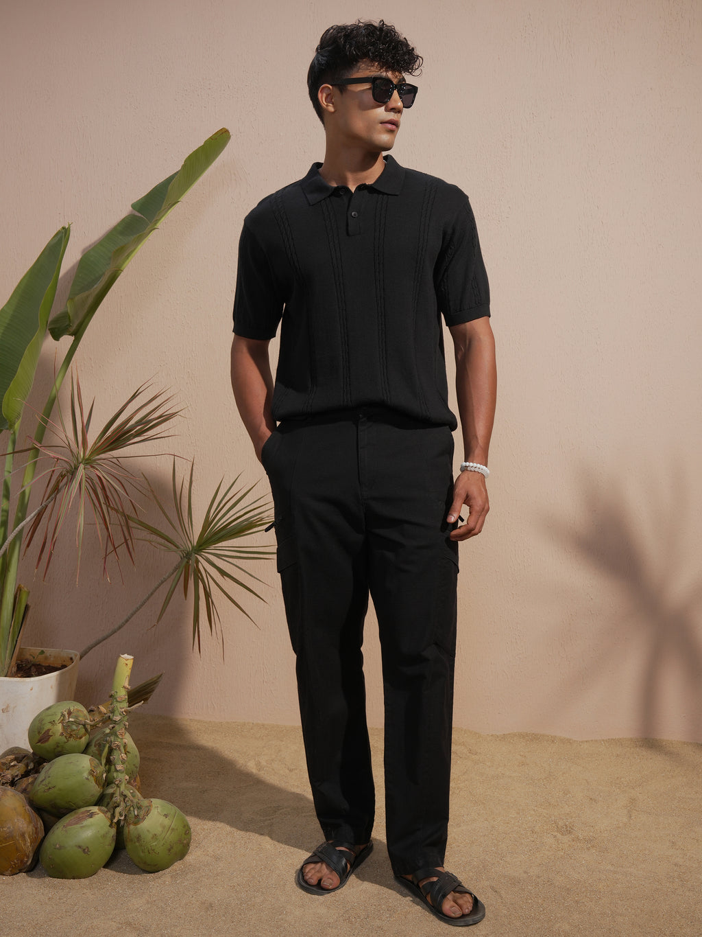 Highlander Men Black Relaxed Fit Solid Cargo - Black - Image 2