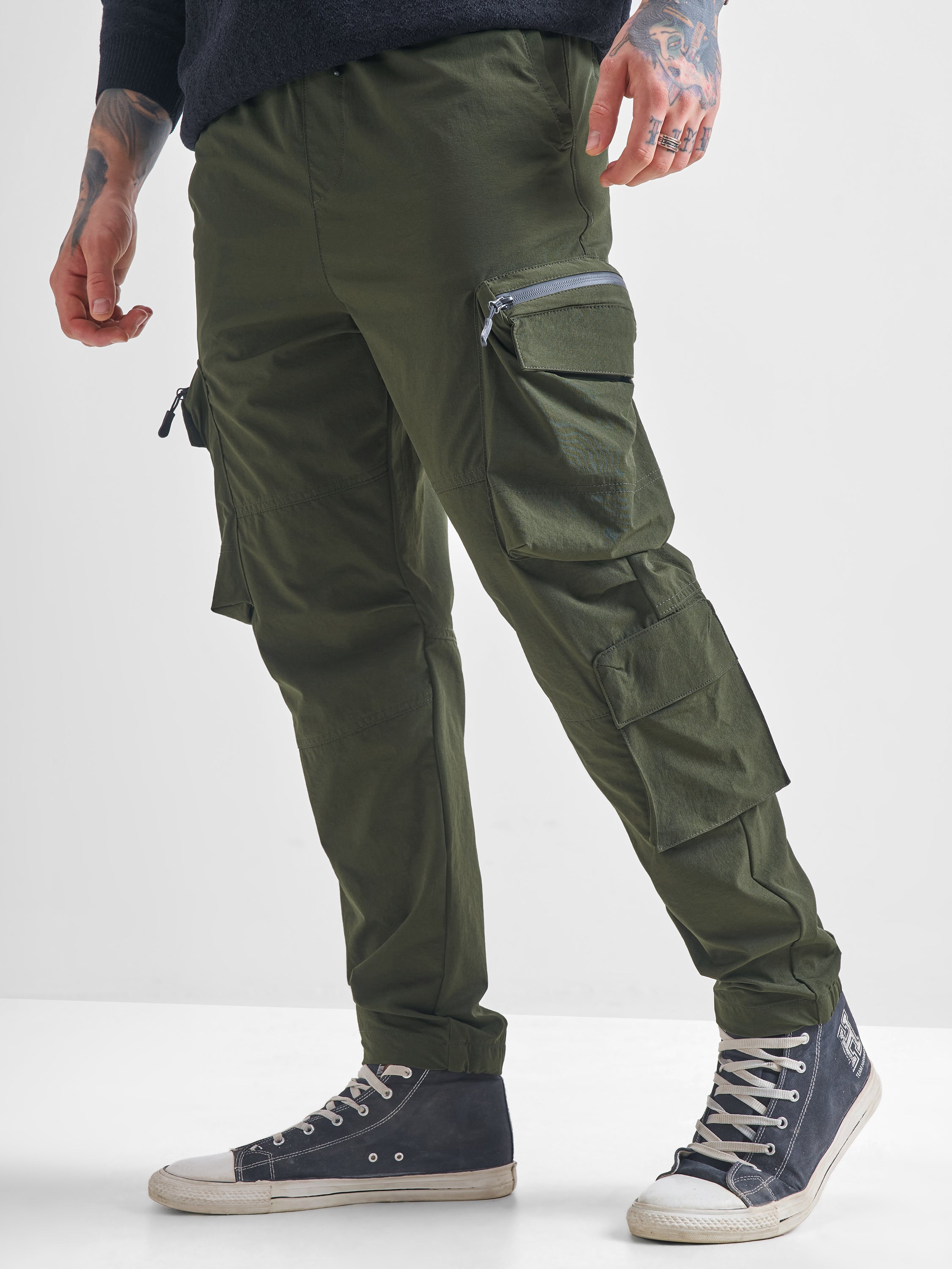 Highlander Men Green Baggy Solid Cargos - Green - Image 1