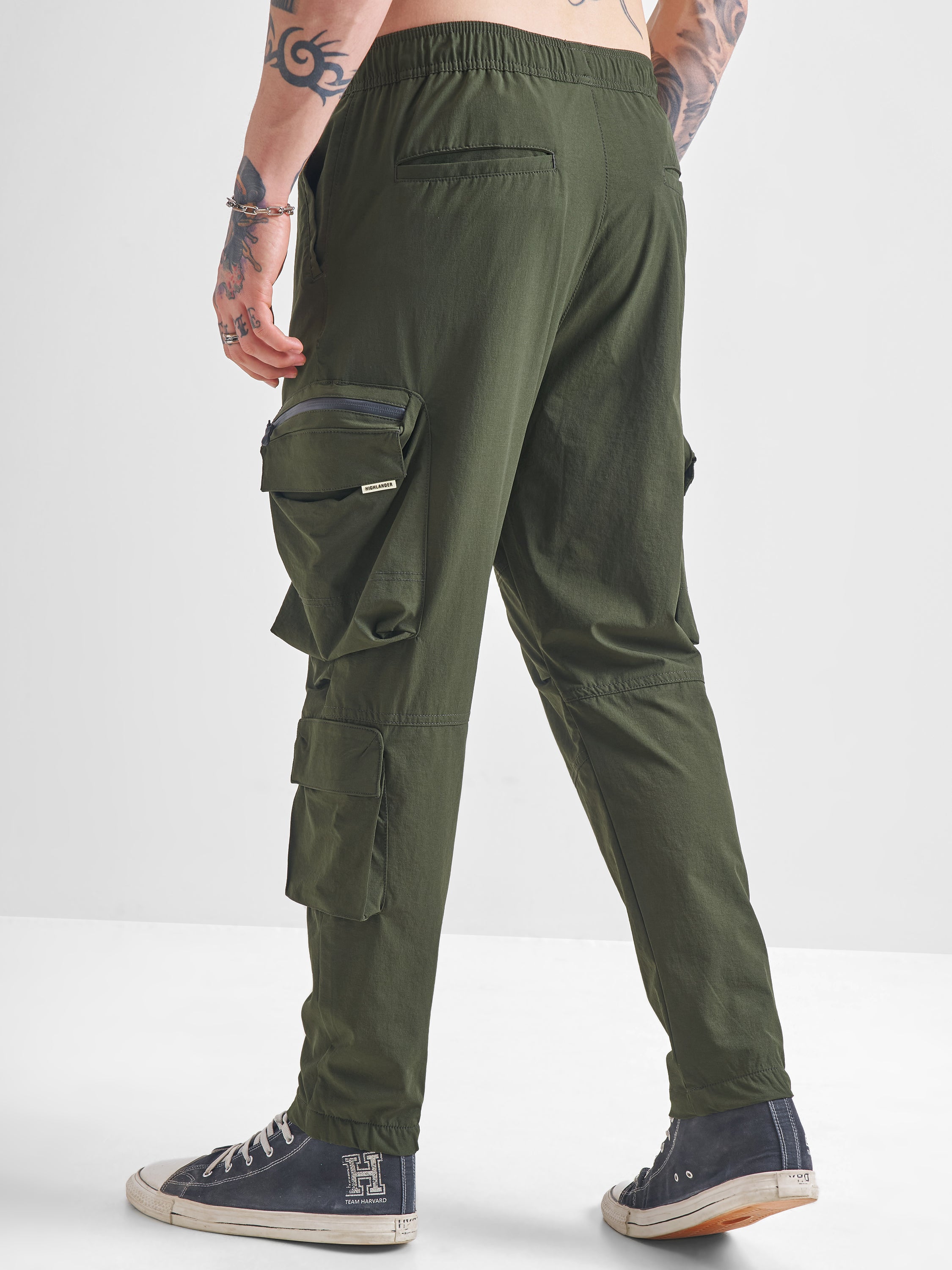 Highlander Men Green Baggy Solid Cargos - Green - Image 3