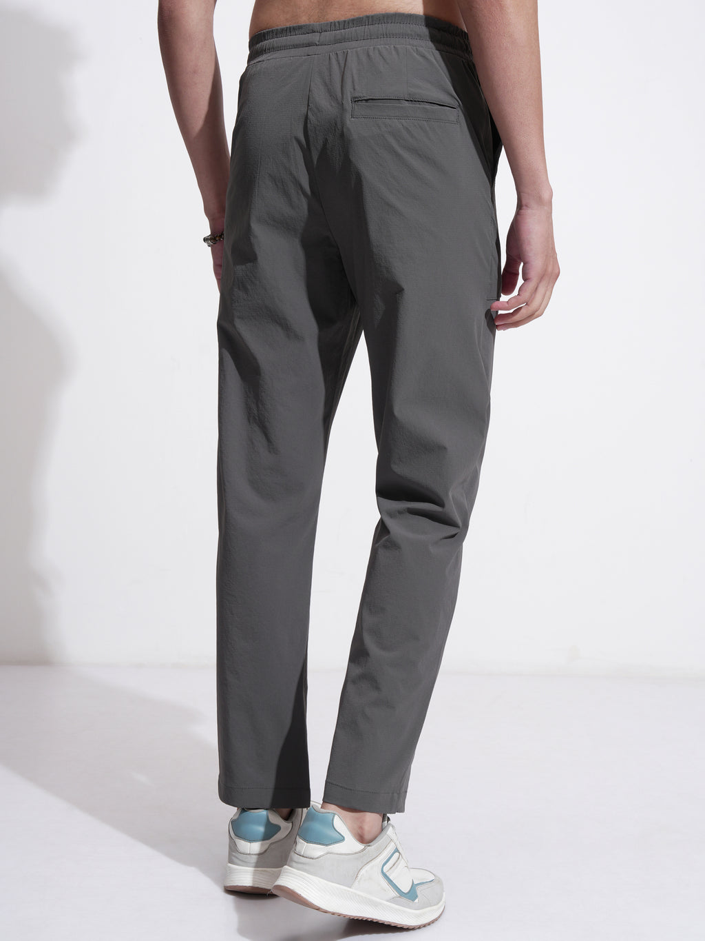 Highlander Men Grey Relaxed Fit Solid Casual Trouser - Grey - Image 3