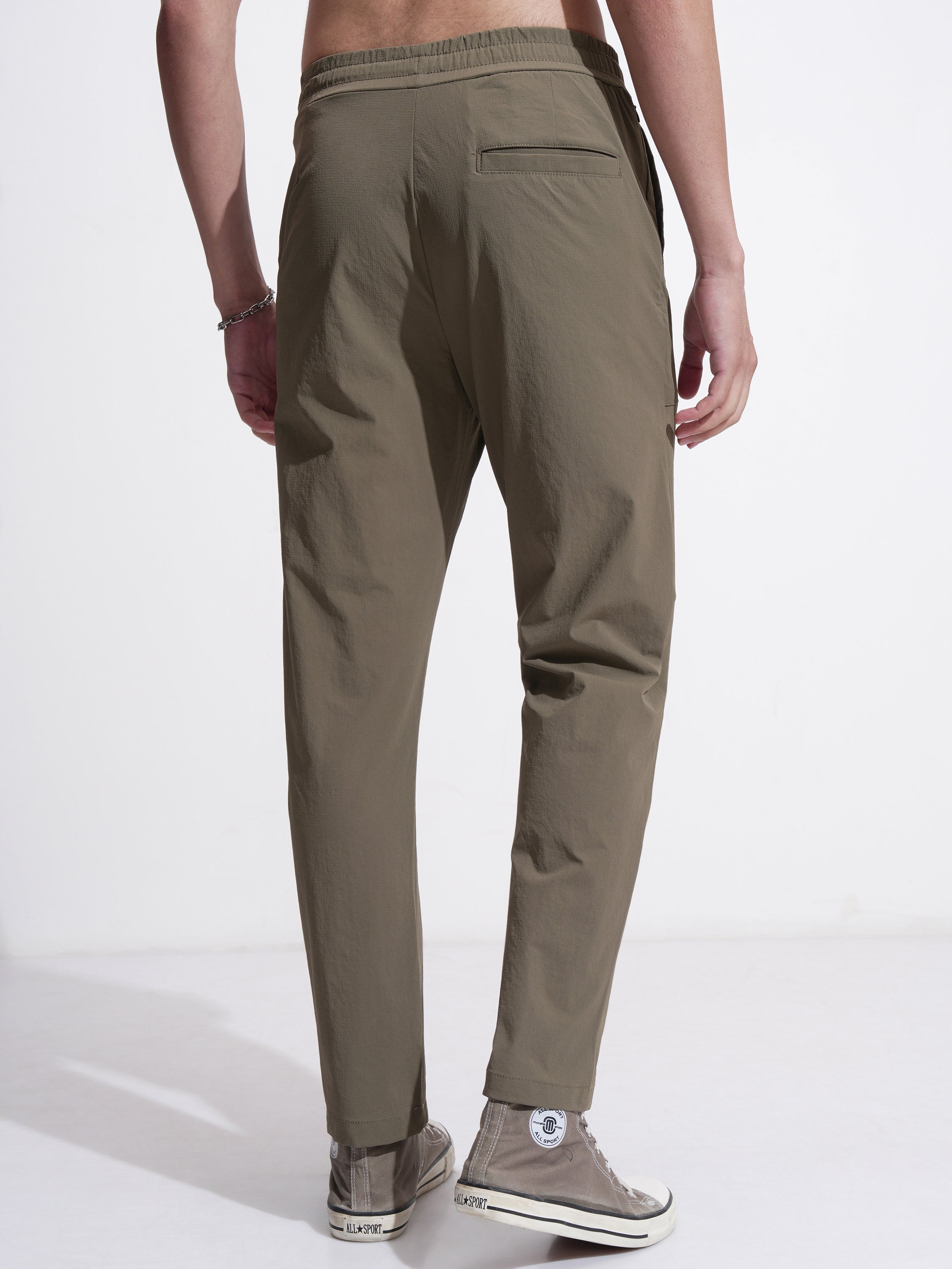 Highlander Men Brown Relaxed Fit Solid Casual Trouser - Brown - Image 3