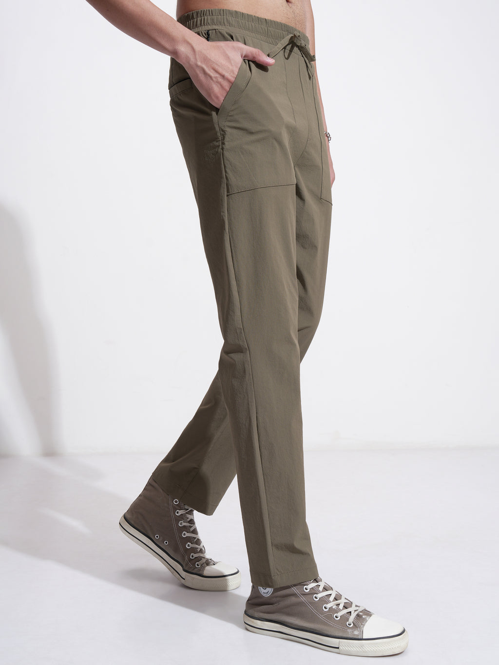 Highlander Men Brown Relaxed Fit Solid Casual Trouser - Brown - Image 6