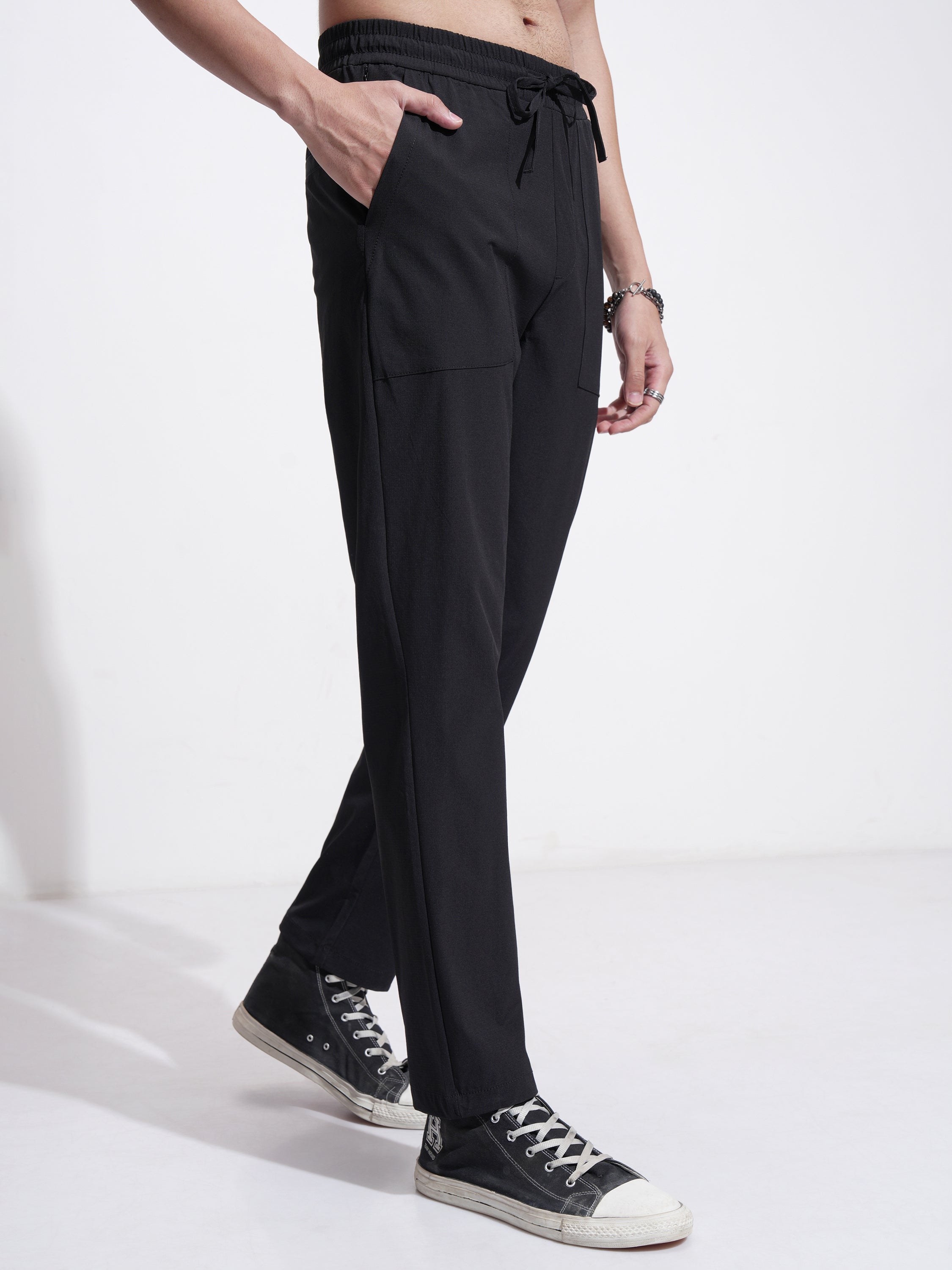 Highlander Men Black Relaxed Fit Solid Casual Trouser - Black - Image 6