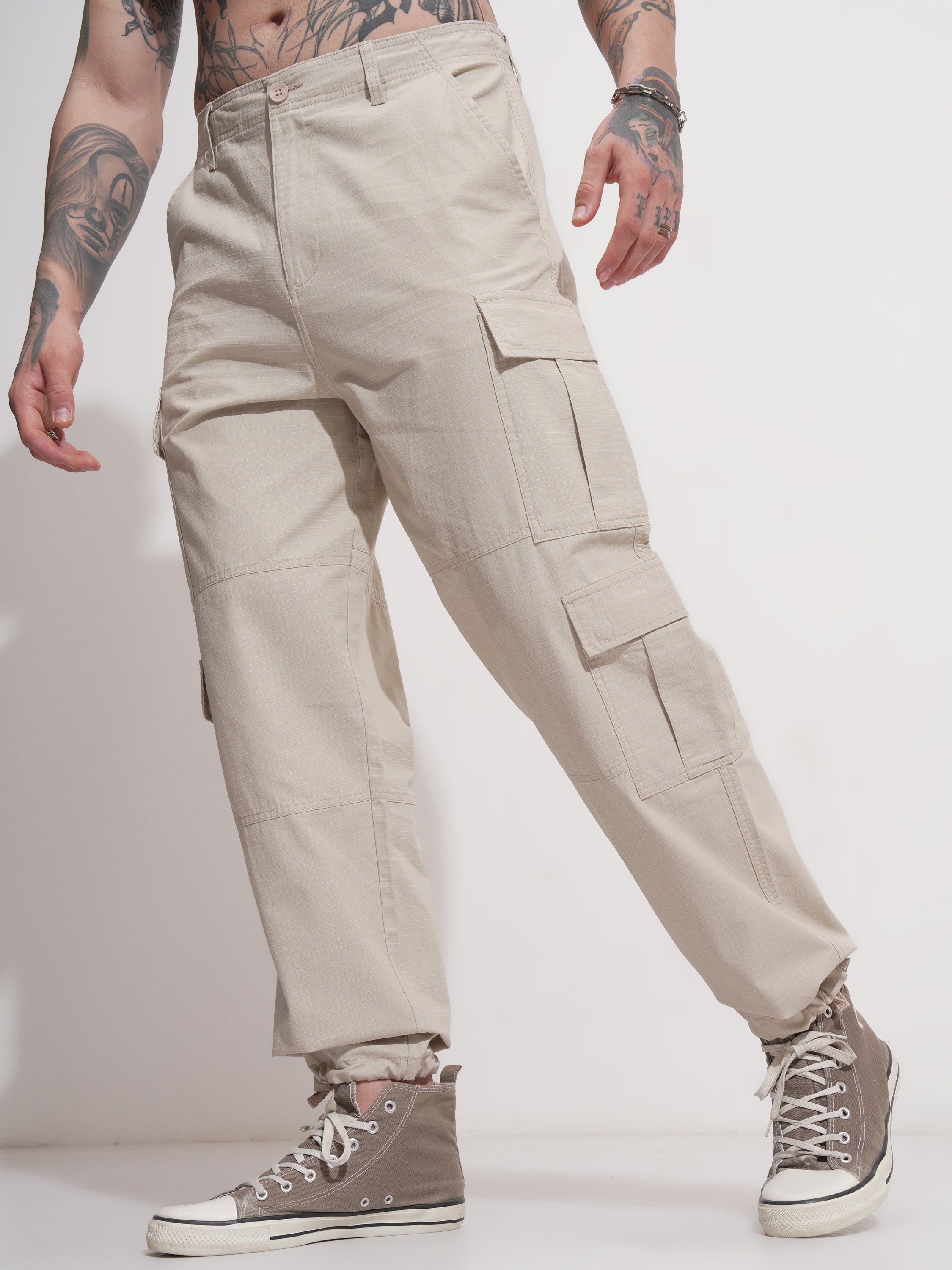 Highlander Men Grey Loose Fit Solid Cargo - Grey - Image 4