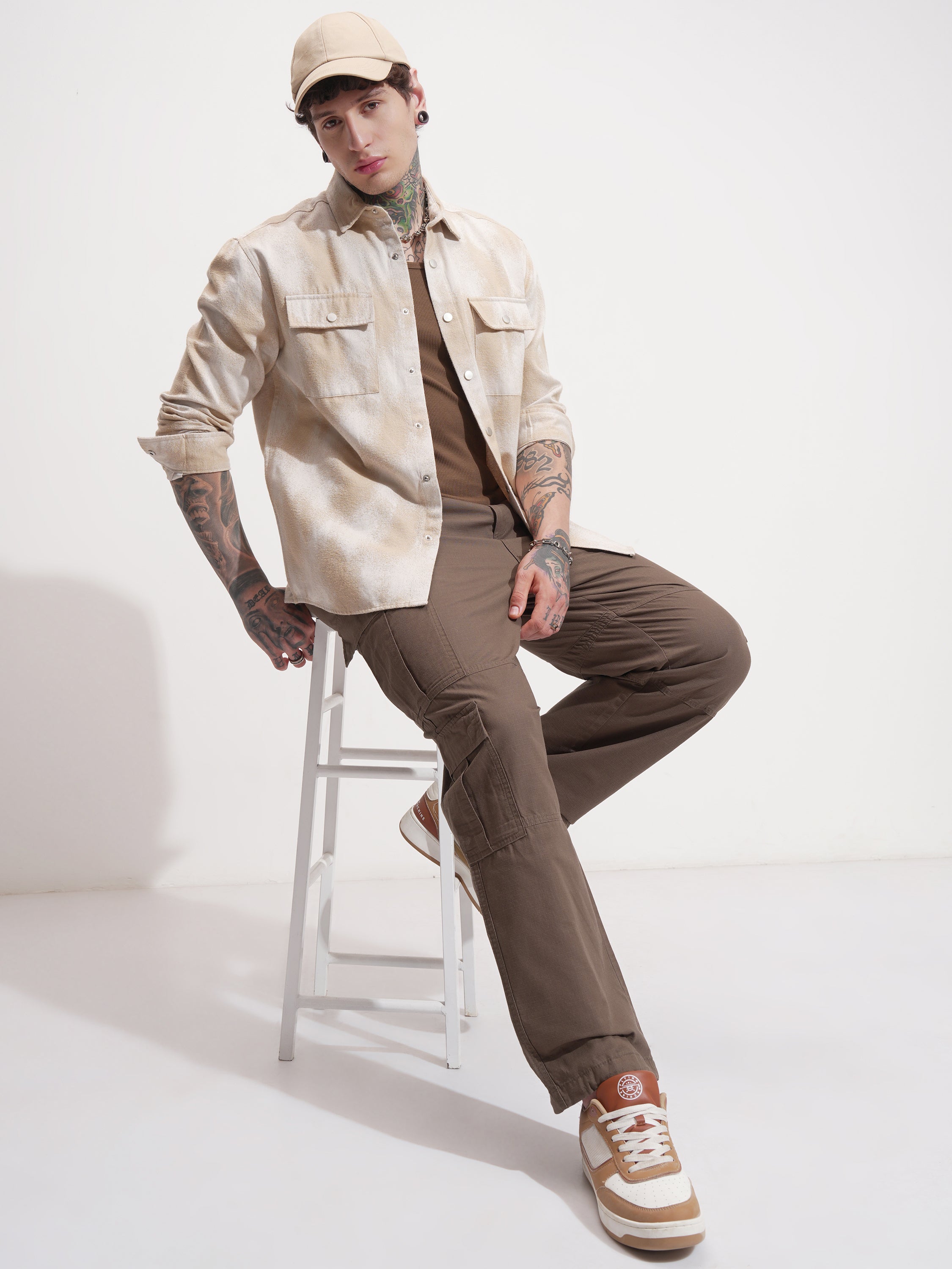 Highlander Men Brown Loose Fit Solid Cargo - Brown - Image 2