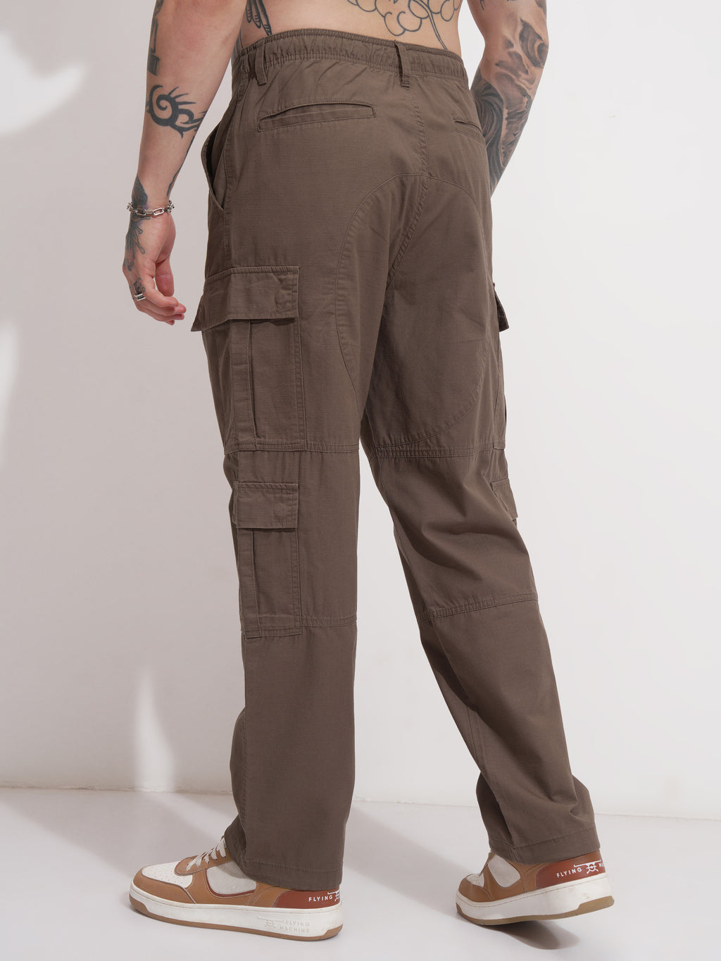 Highlander Men Brown Loose Fit Solid Cargo - Brown - Image 3