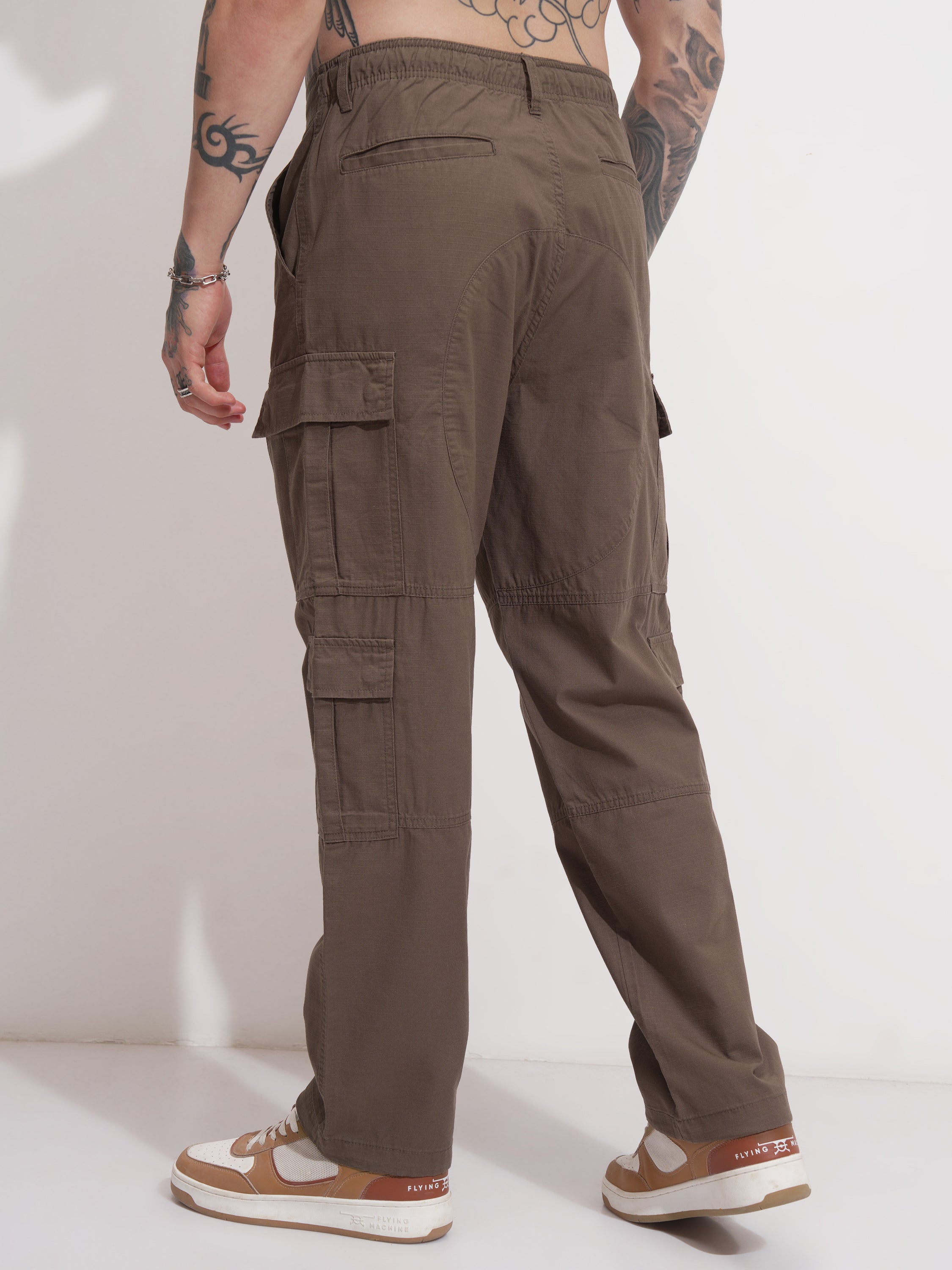 Highlander Men Brown Loose Fit Solid Cargo - Brown - Image 3