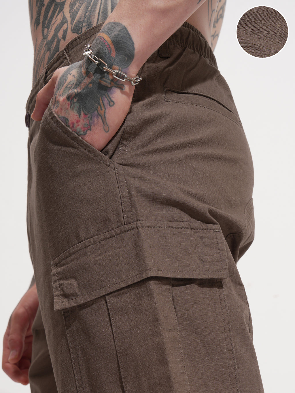 Highlander Men Brown Loose Fit Solid Cargo - Brown - Image 5