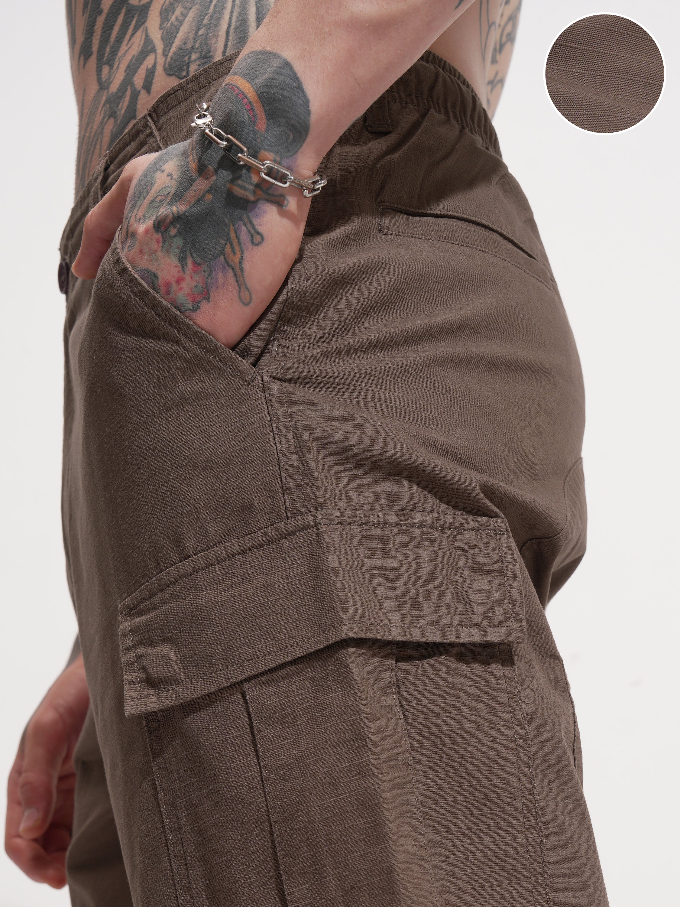 Highlander Men Brown Loose Fit Solid Cargo - Brown - Image 5