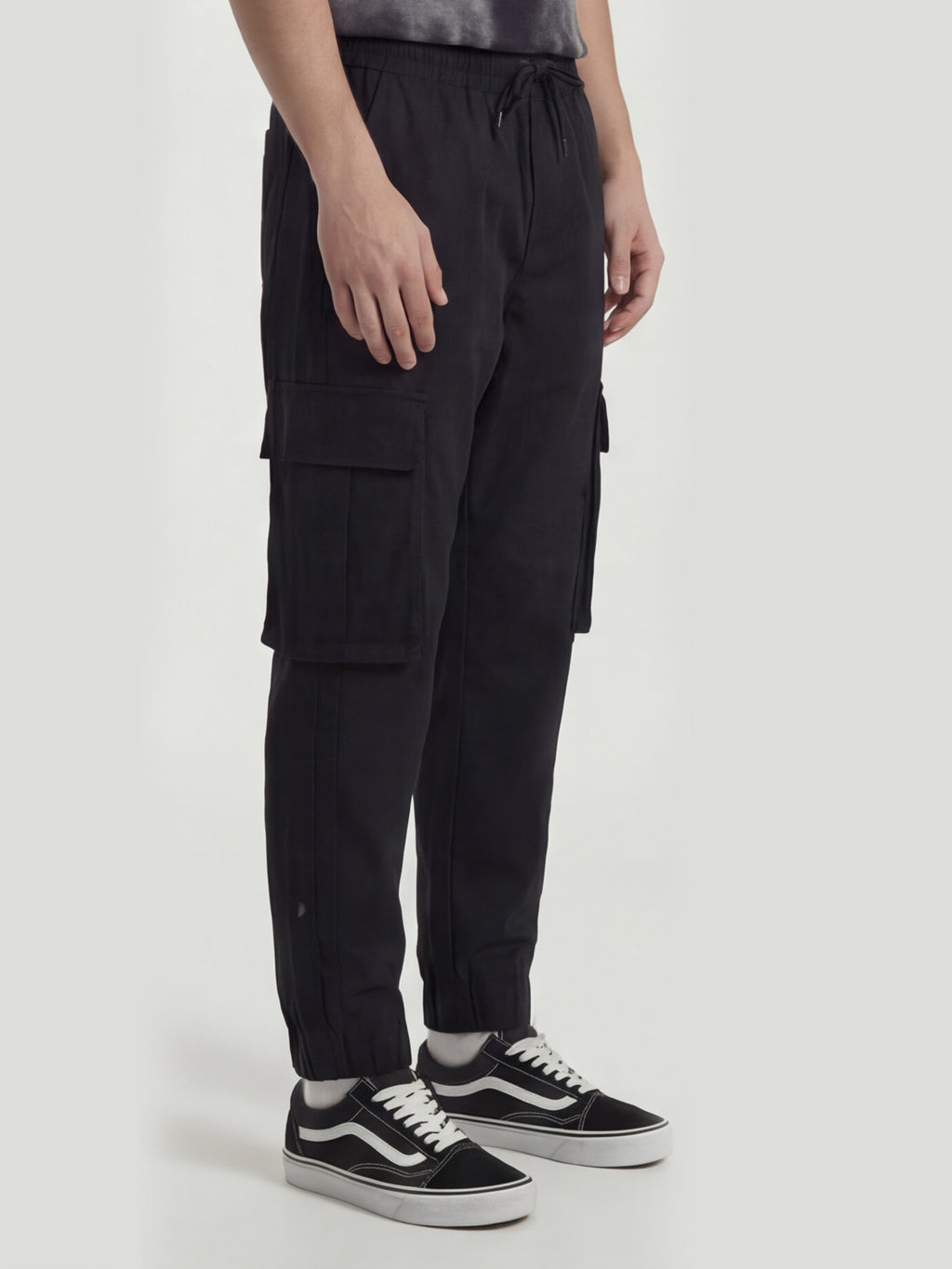 Highlander Men Black Relaxed Fit Solid Cargos - Black - Image 6