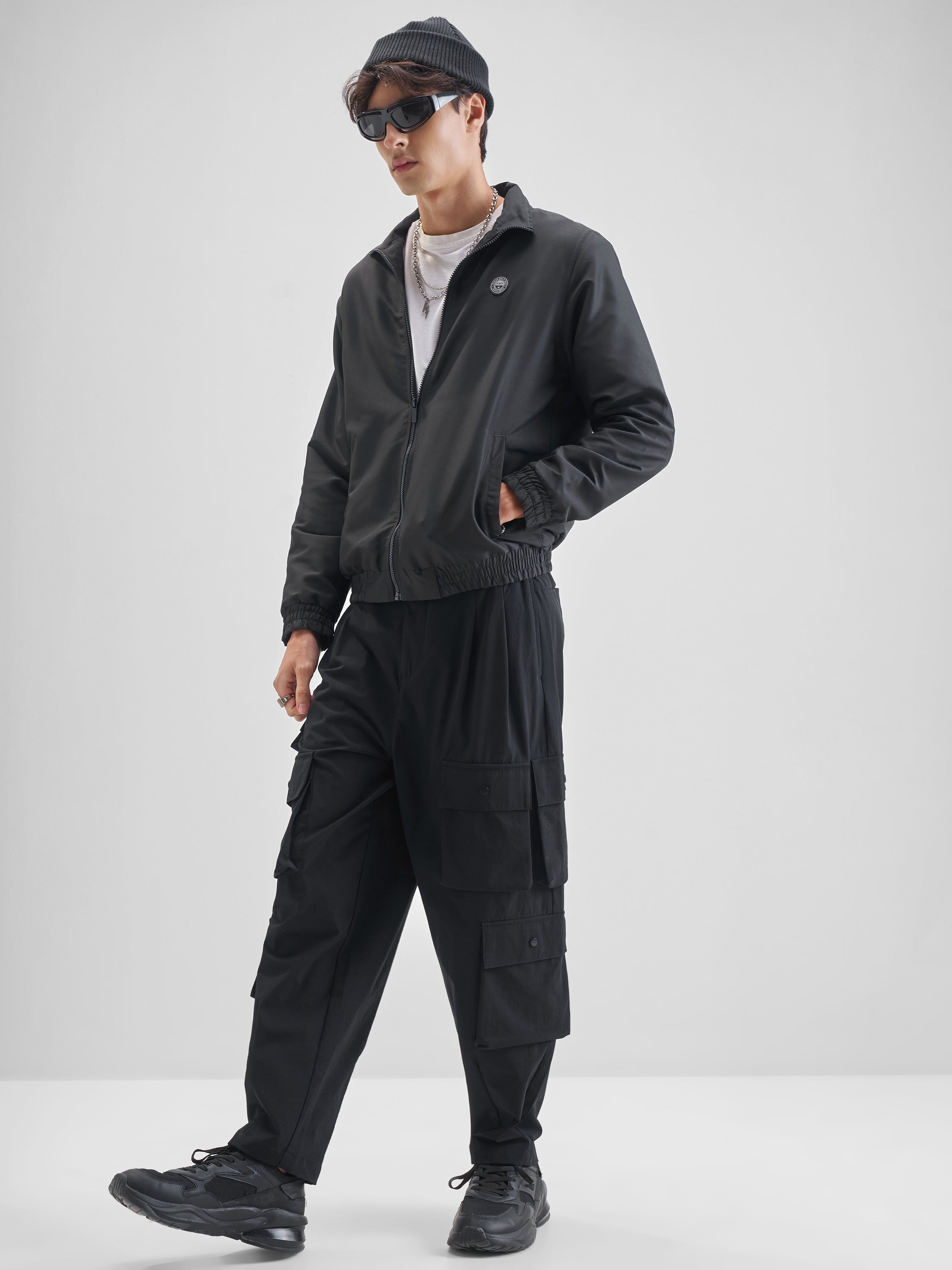 Highlander Men Black Loose Fit Solid Cargos - Black - Image 2