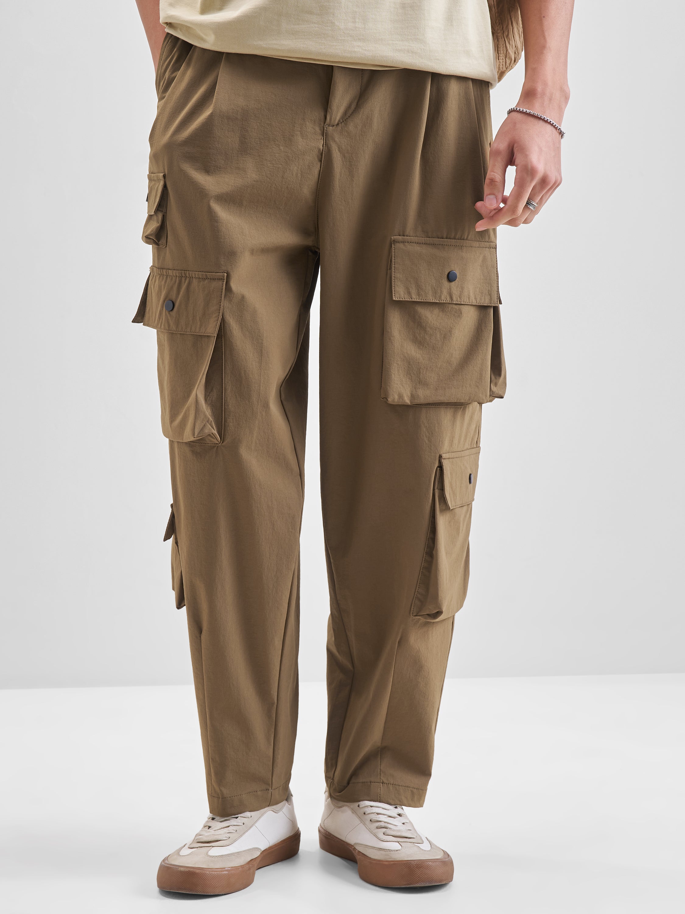 Highlander Men Brown Loose Fit Solid Cargos - Brown - Image 1